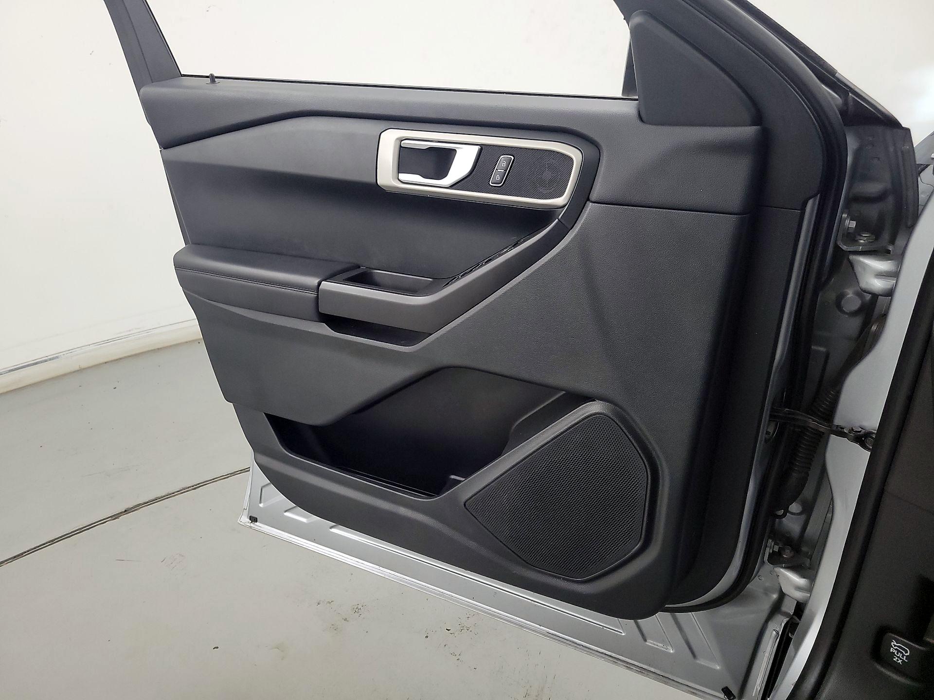 Thumbnail: 2023 Ford Explorer - 12