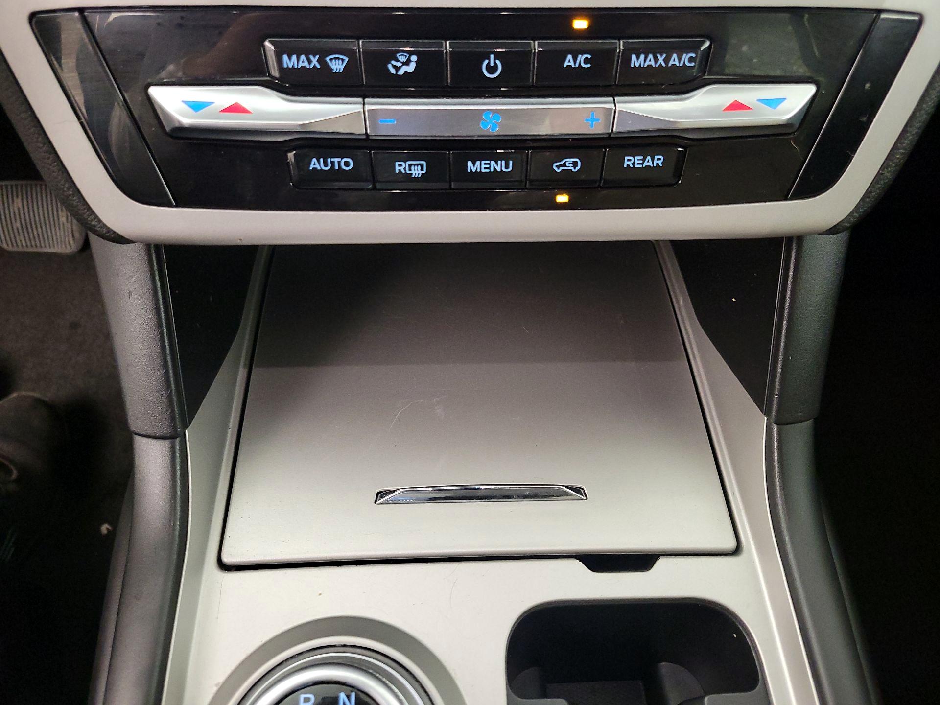 Thumbnail: 2023 Ford Explorer - 16