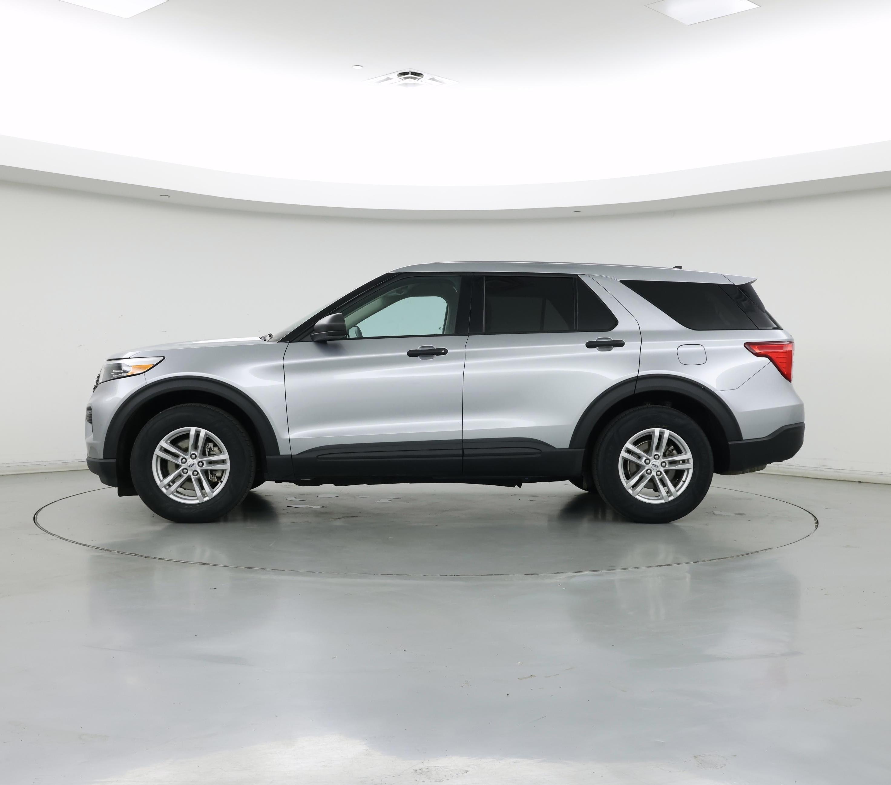 Thumbnail: 2023 Ford Explorer - 3