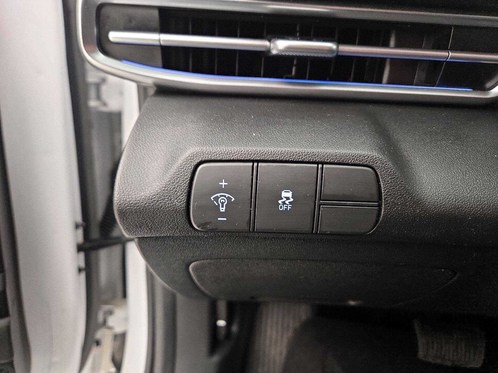 Thumbnail: 2024 Hyundai Elantra - 13