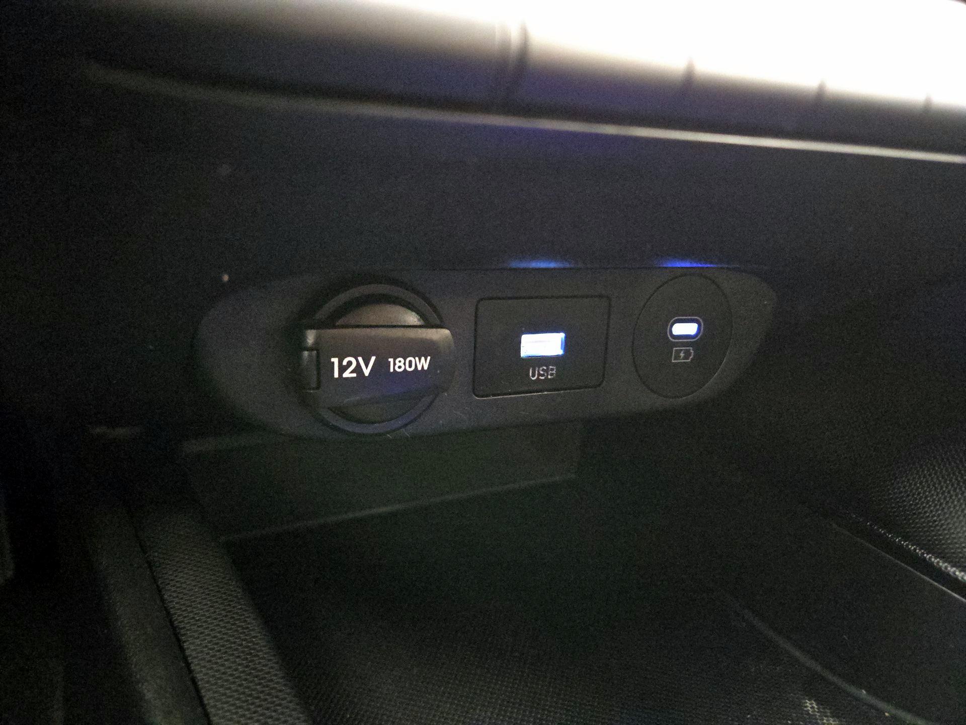 Thumbnail: 2024 Hyundai Elantra - 19