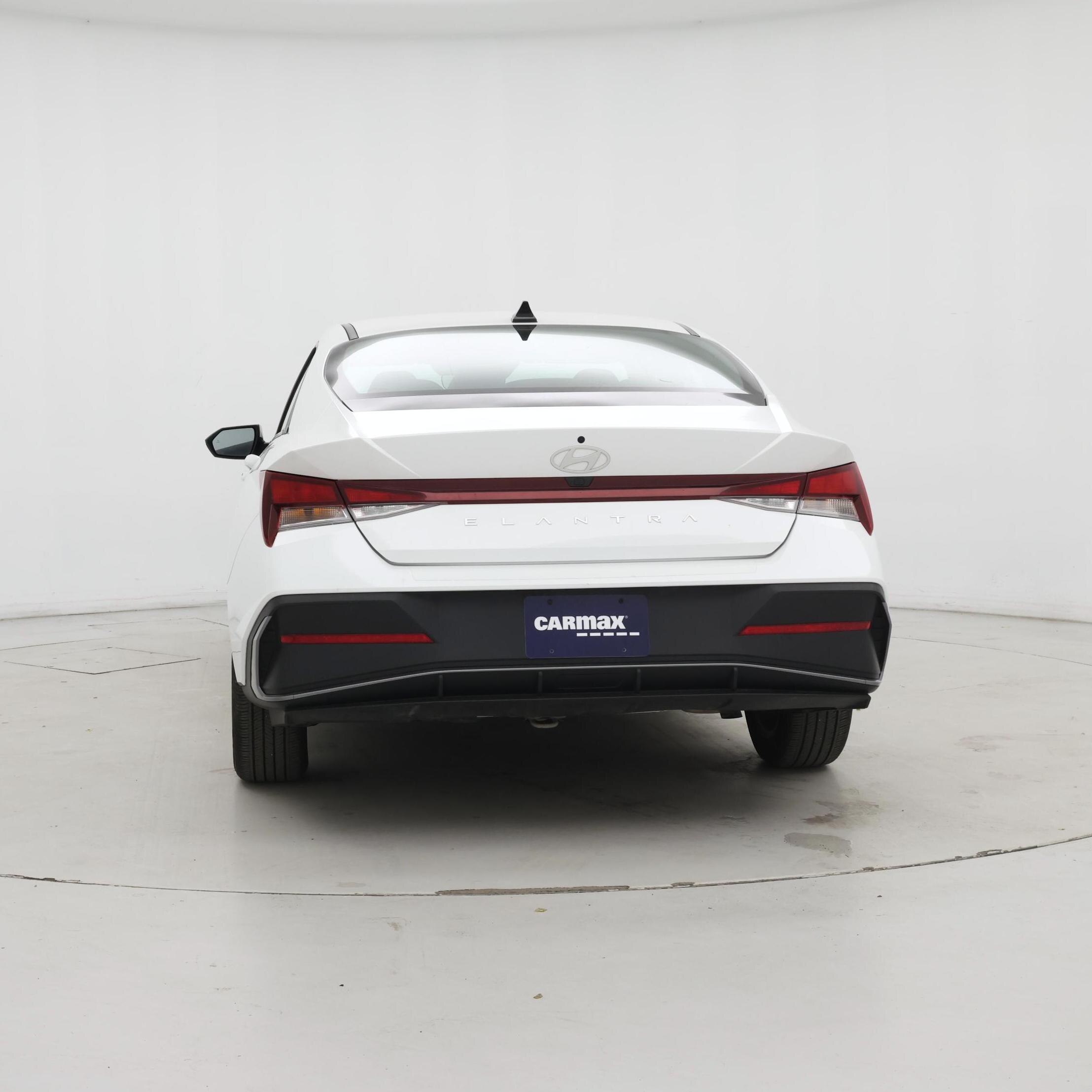 Thumbnail: 2024 Hyundai Elantra - 6