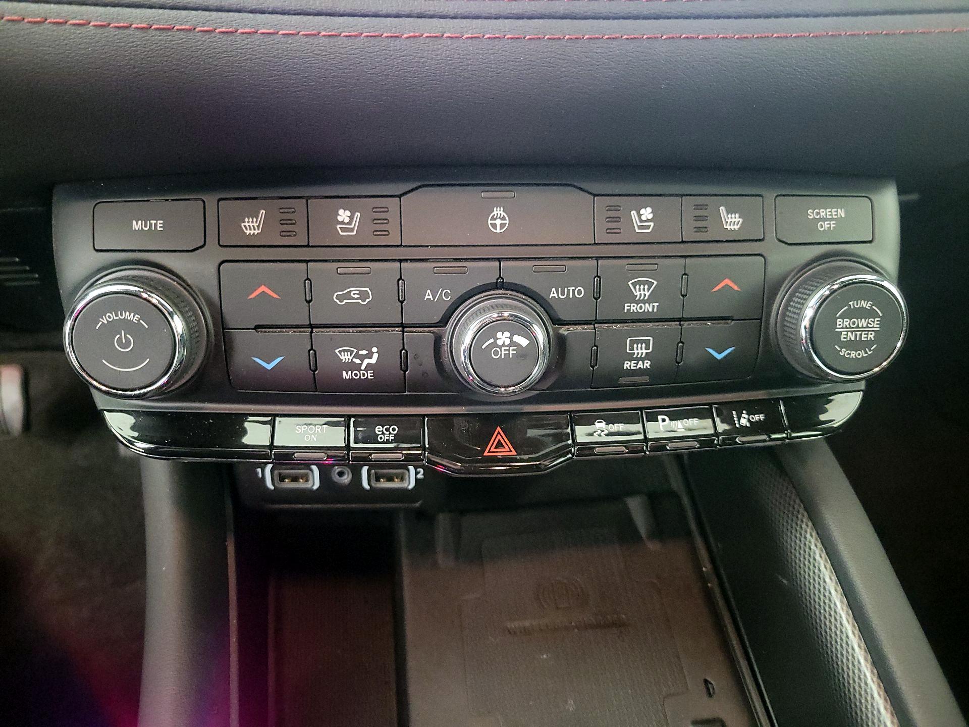 Thumbnail: 2022 Dodge Durango - 17