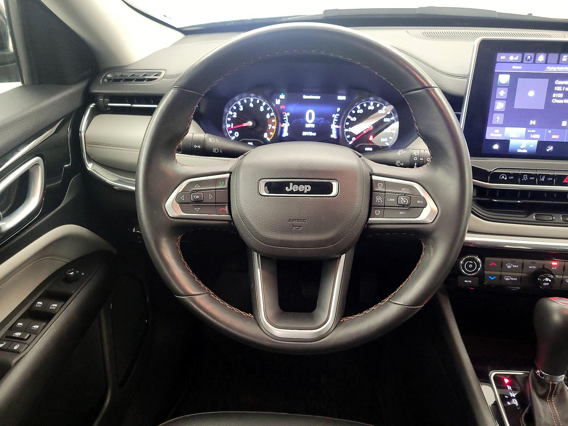 Thumbnail: 2022 Jeep Compass - 10