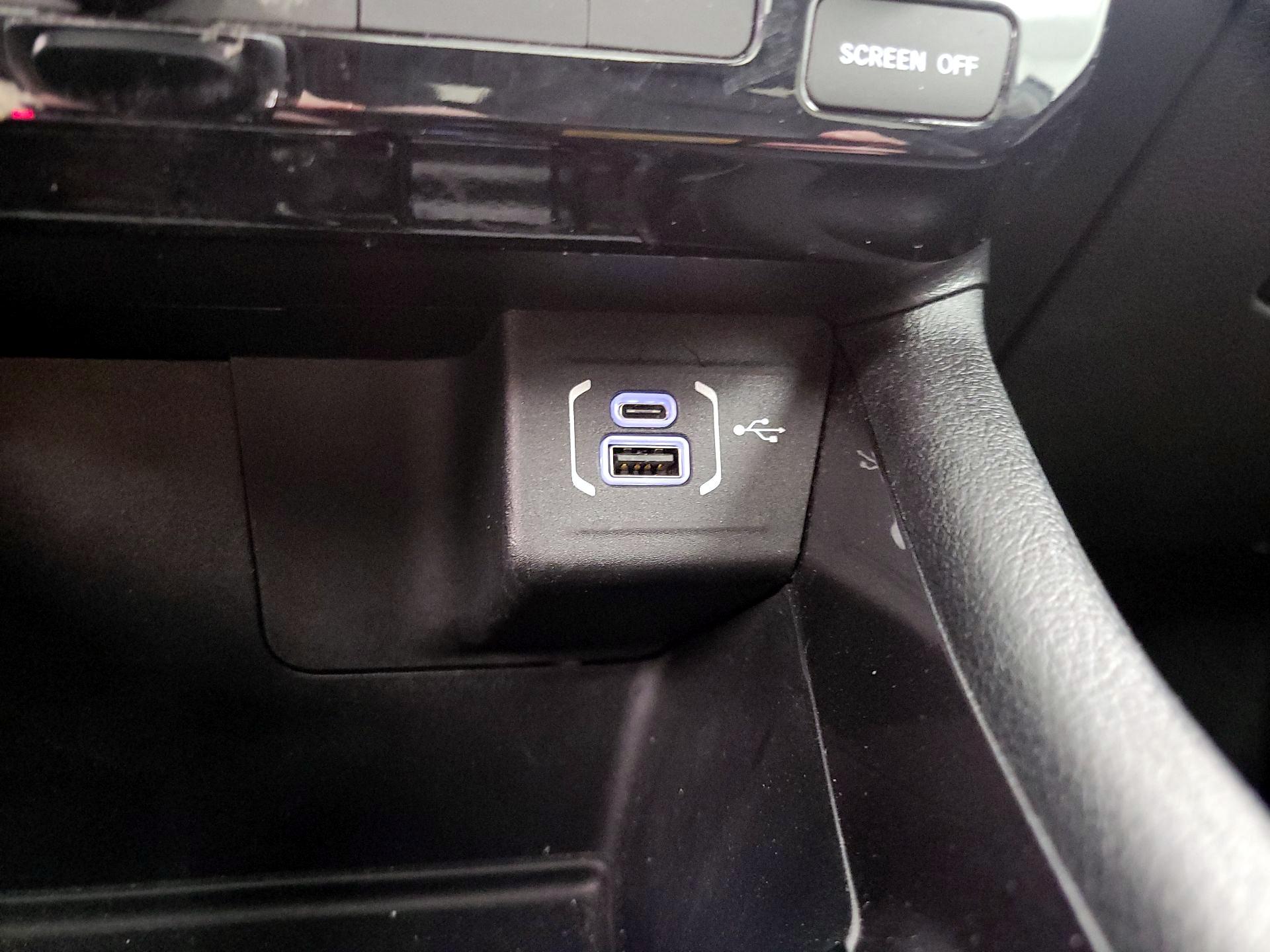 Thumbnail: 2022 Jeep Compass - 18