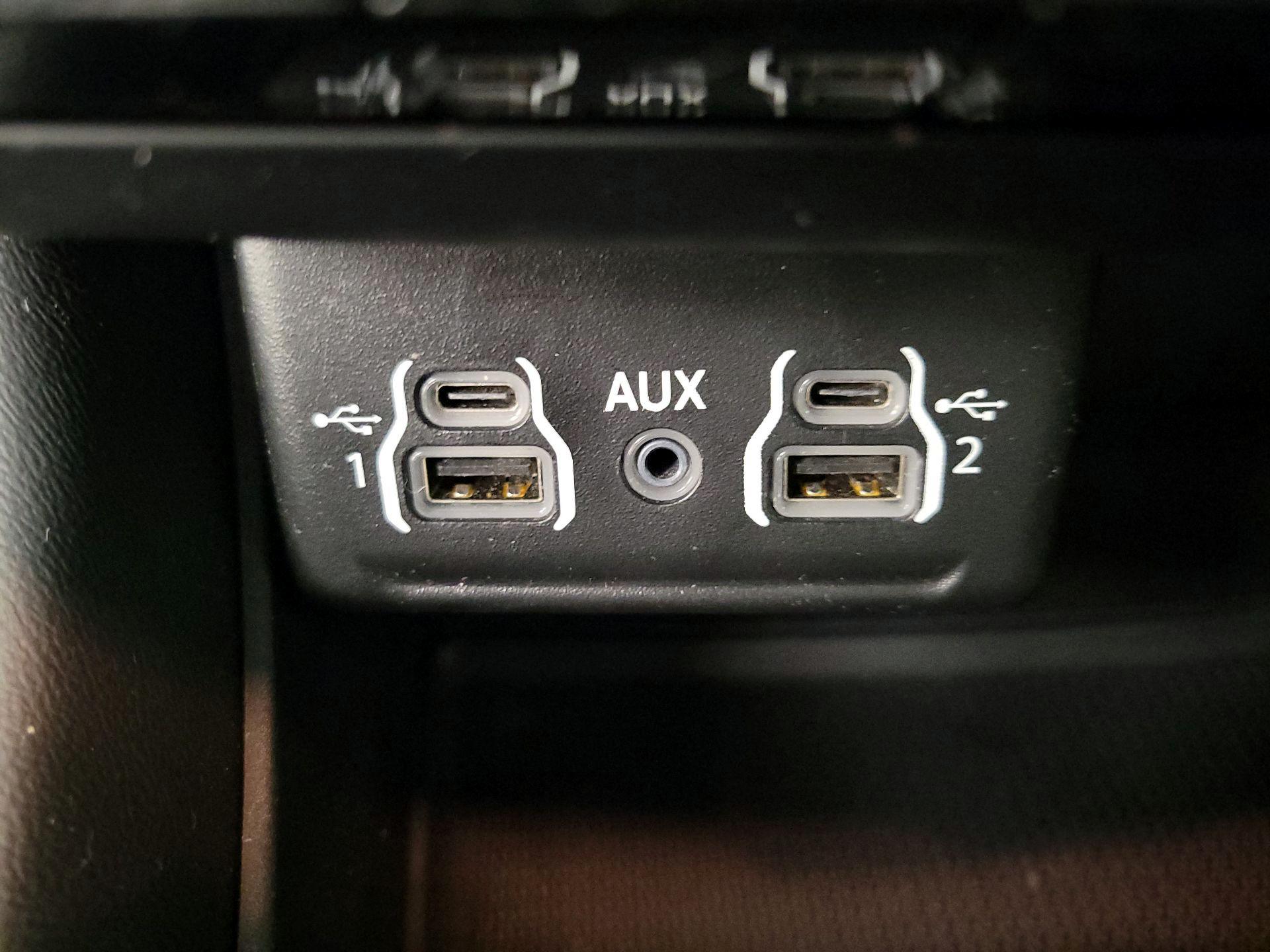 Thumbnail: 2023 Dodge Durango - 19