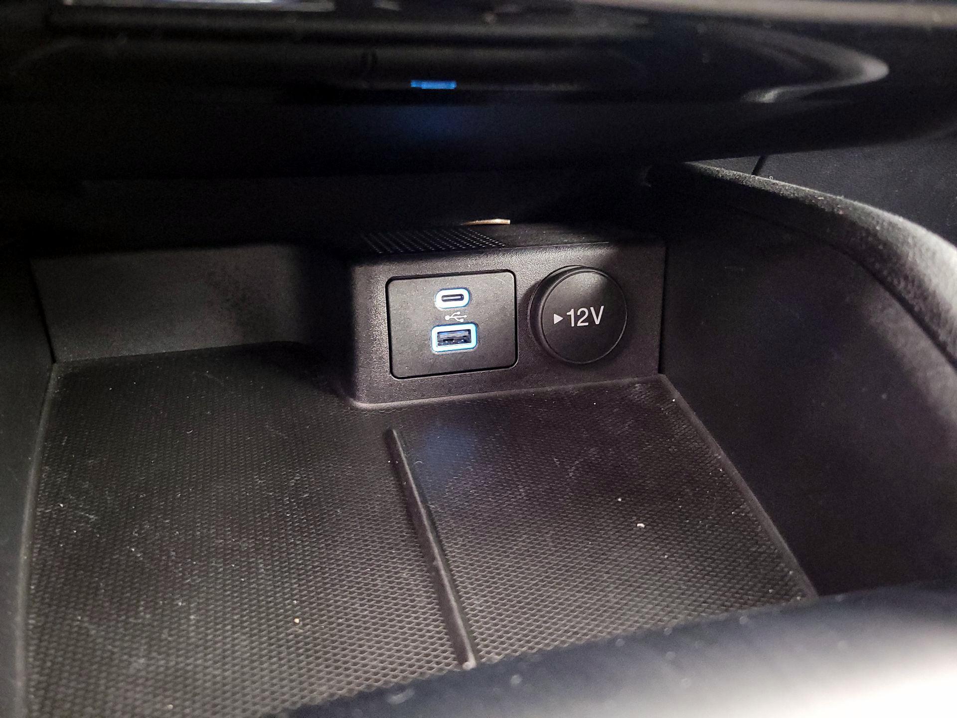 Thumbnail: 2022 Ford Escape - 18