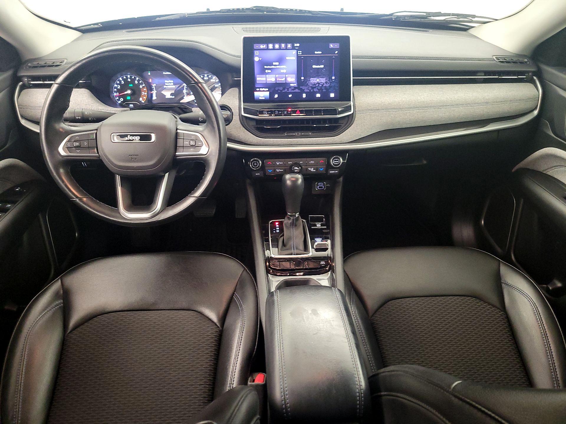 Thumbnail: 2022 Jeep Compass - 9