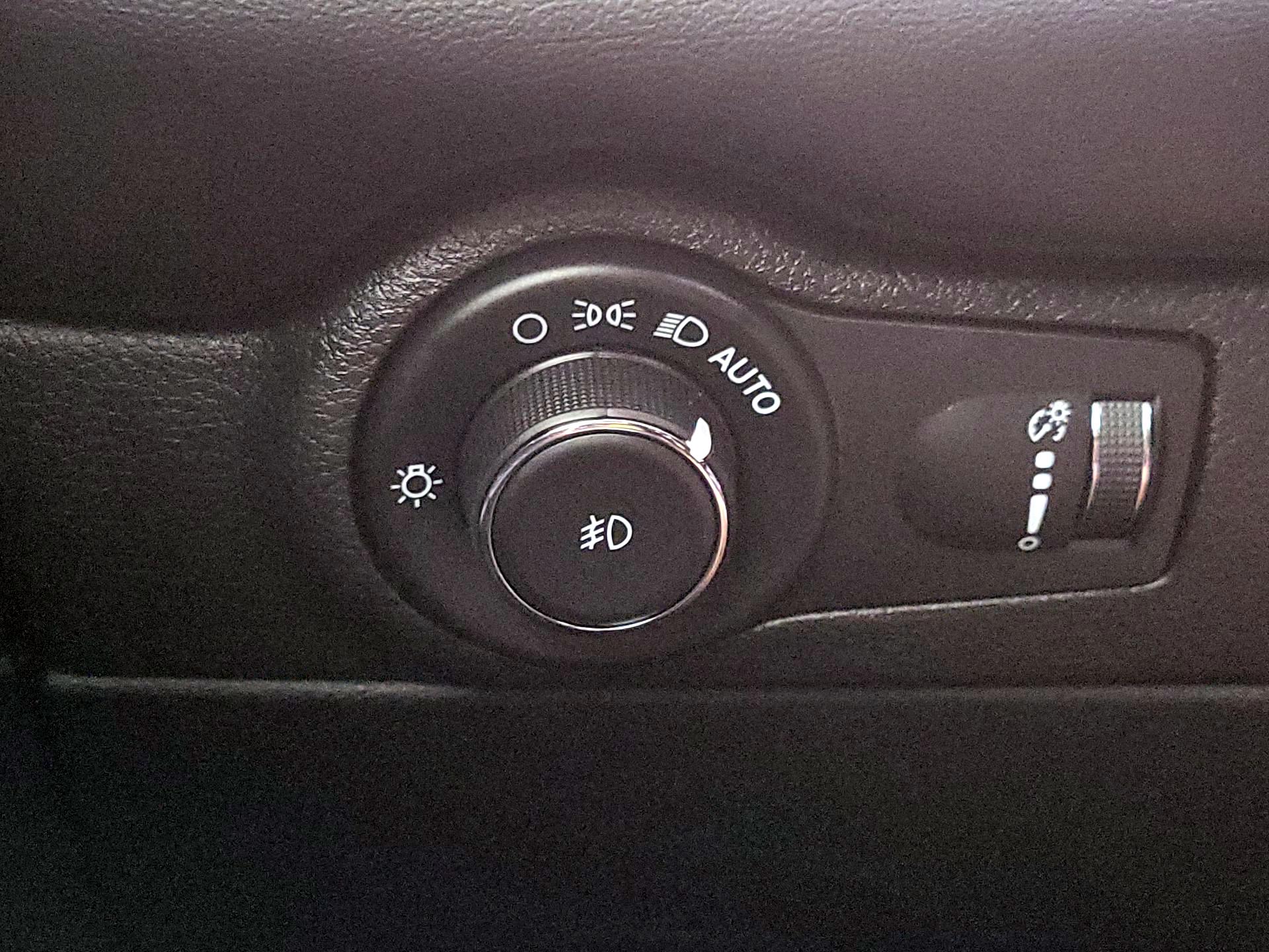 Thumbnail: 2023 Dodge Durango - 13