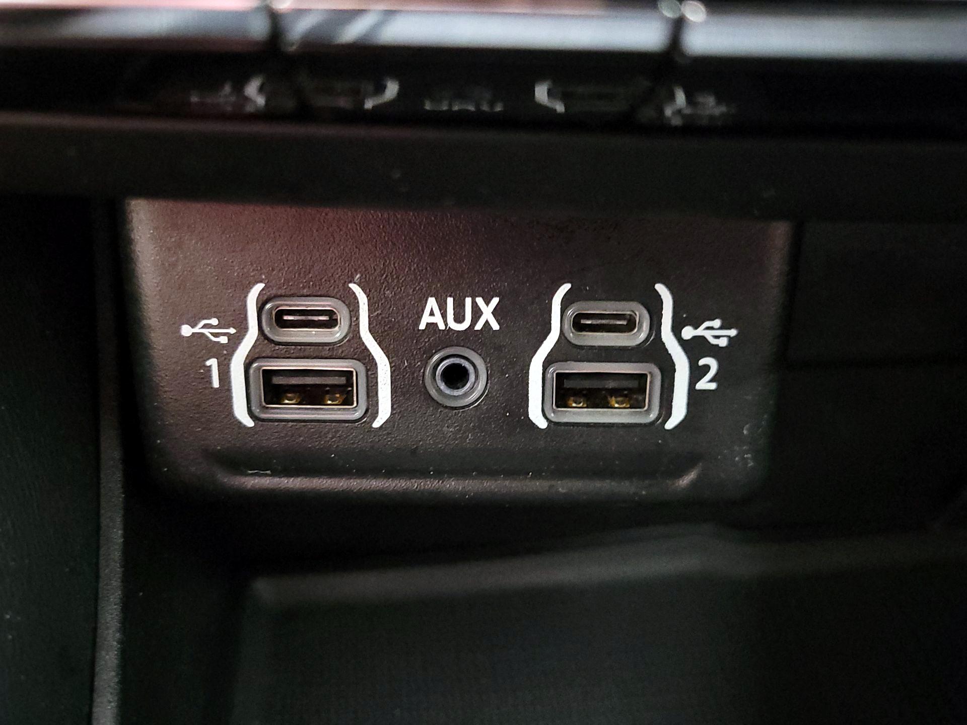 Thumbnail: 2023 Dodge Durango - 19