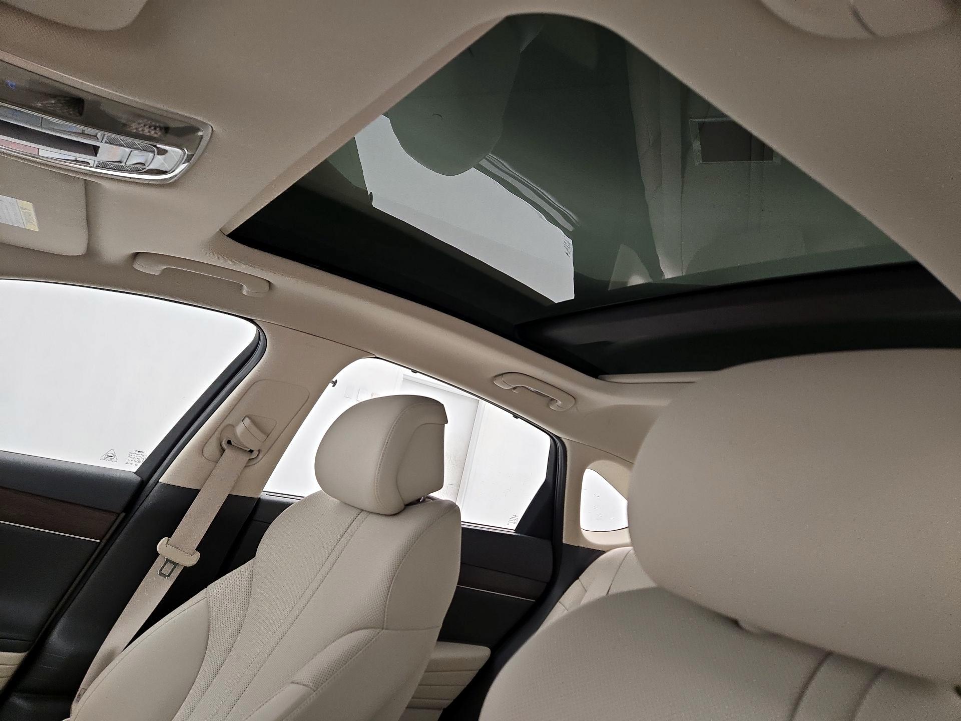 Thumbnail: 2023 Genesis G80 - 19