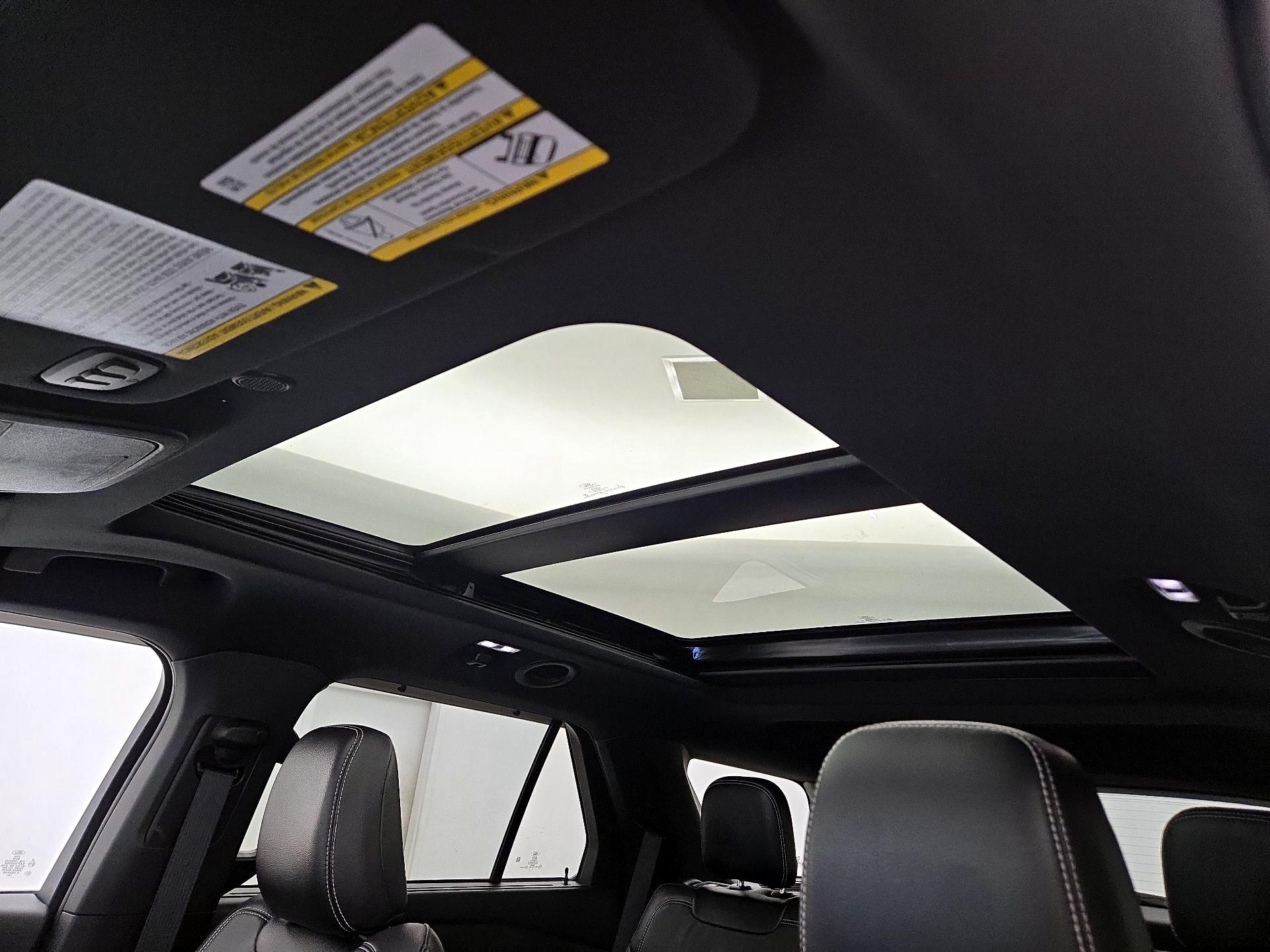 Thumbnail: 2020 Ford Explorer - 20