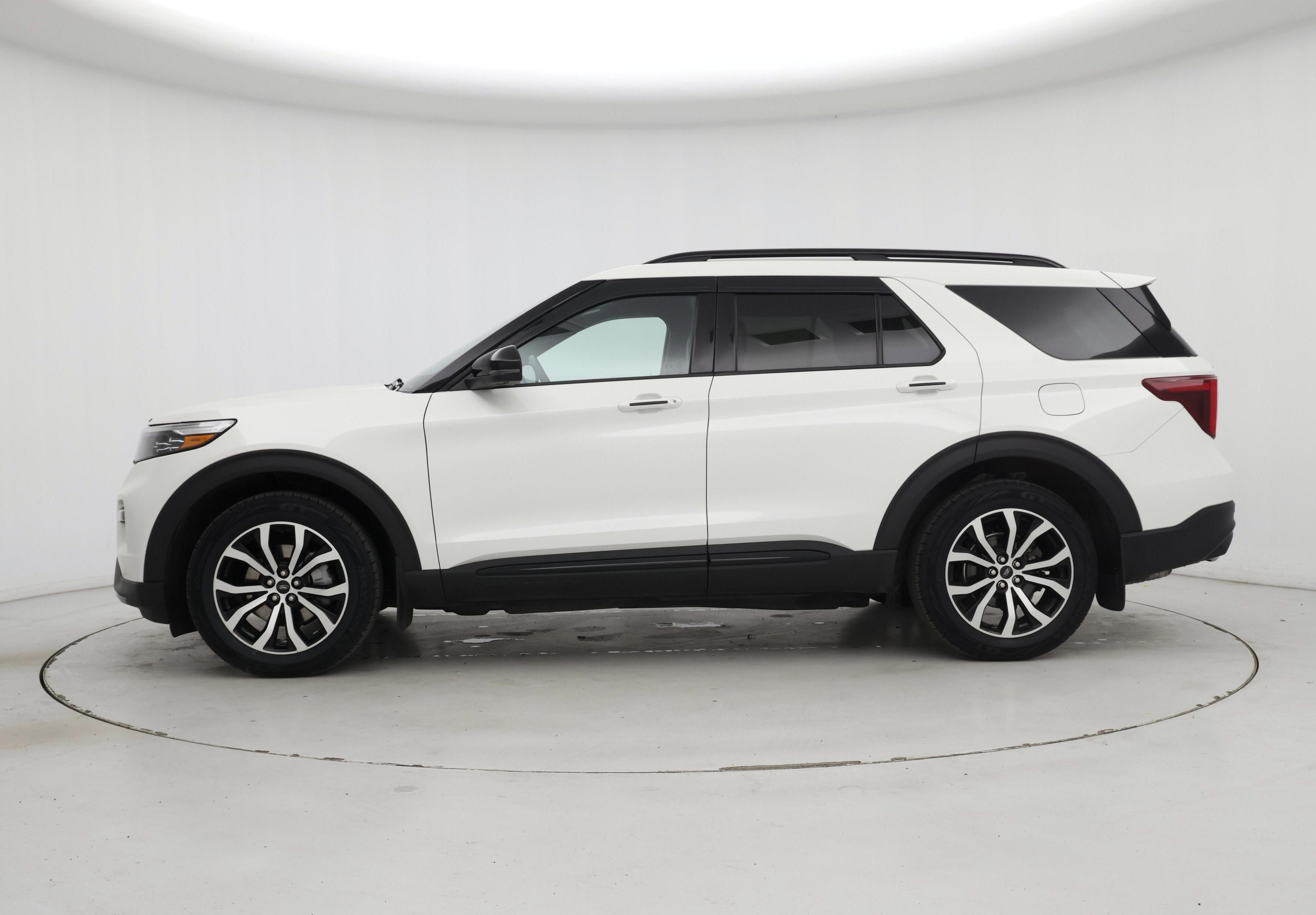 Thumbnail: 2020 Ford Explorer - 3