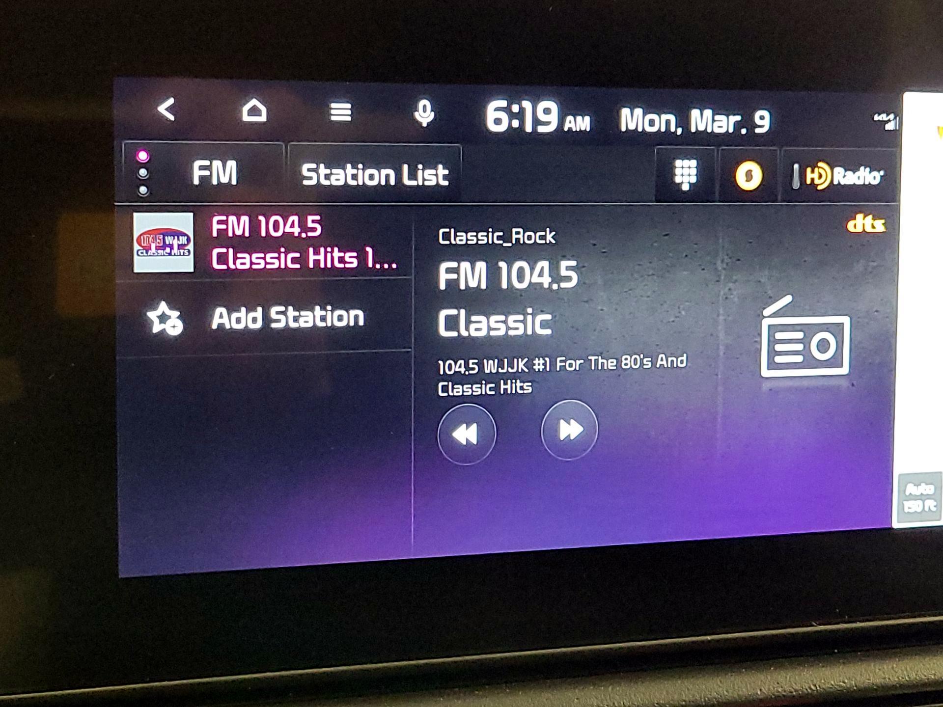 Thumbnail: 2023 Kia Niro - 16