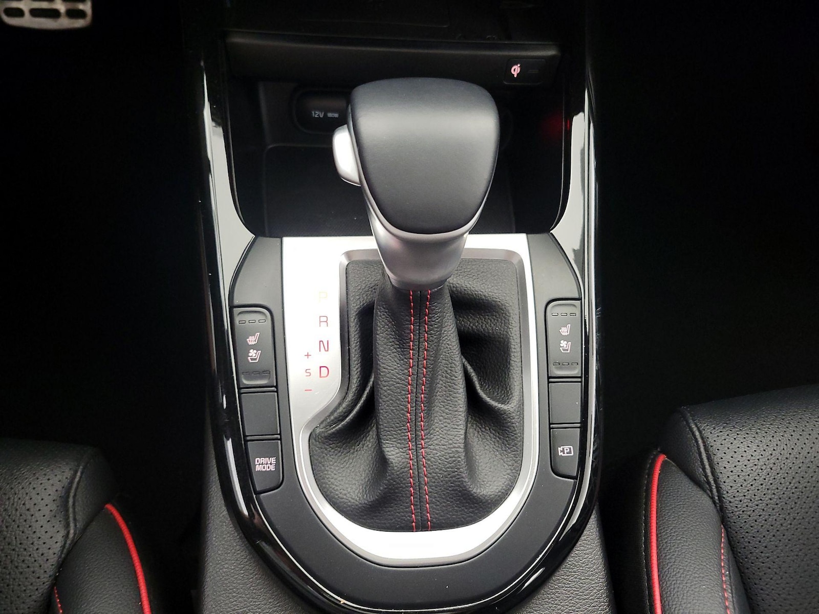 2023 Kia Forte GT - Photo 19