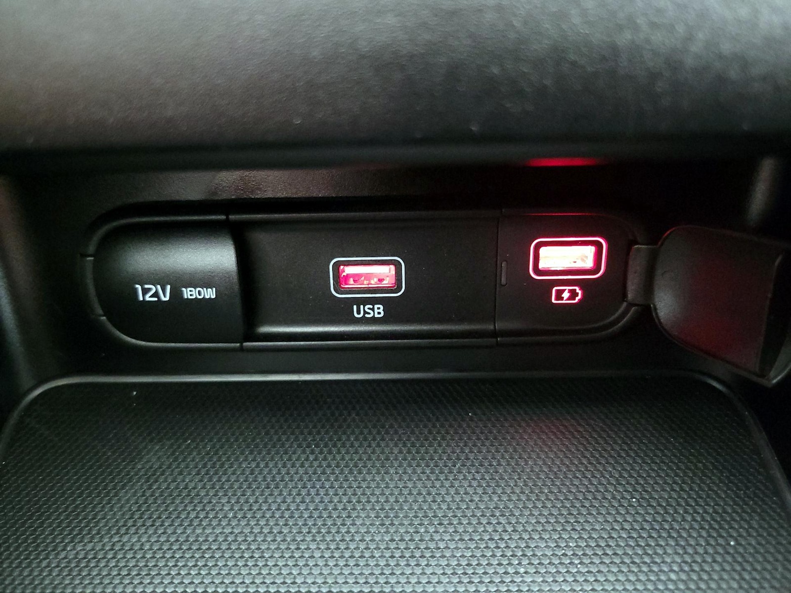 2023 Kia Forte GT - Photo 20