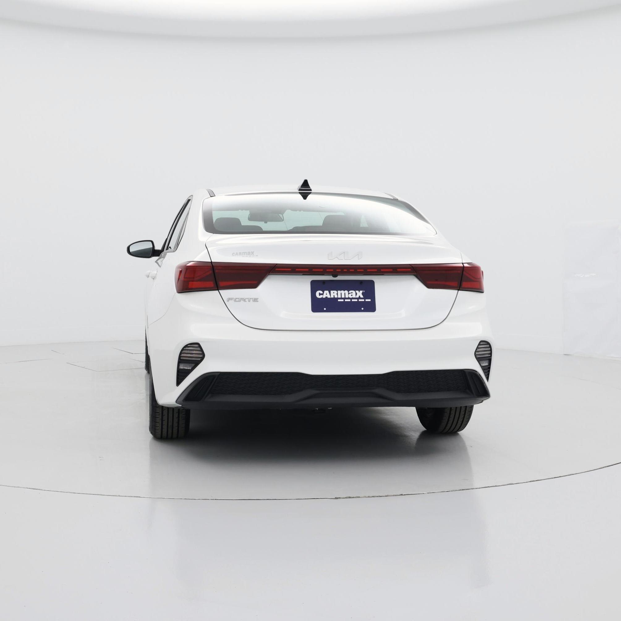 Thumbnail: 2024 Kia Forte - 6