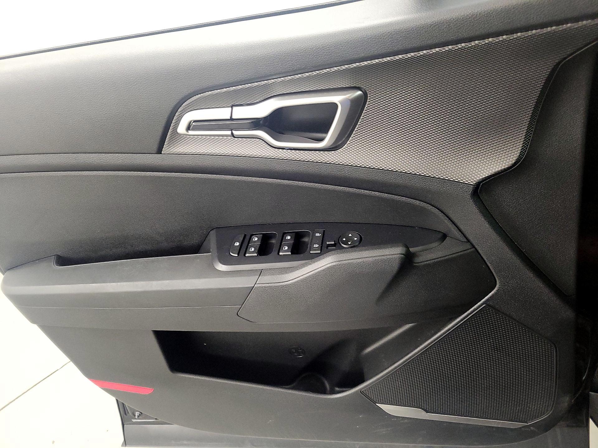 Thumbnail: 2023 Kia Sportage - 12