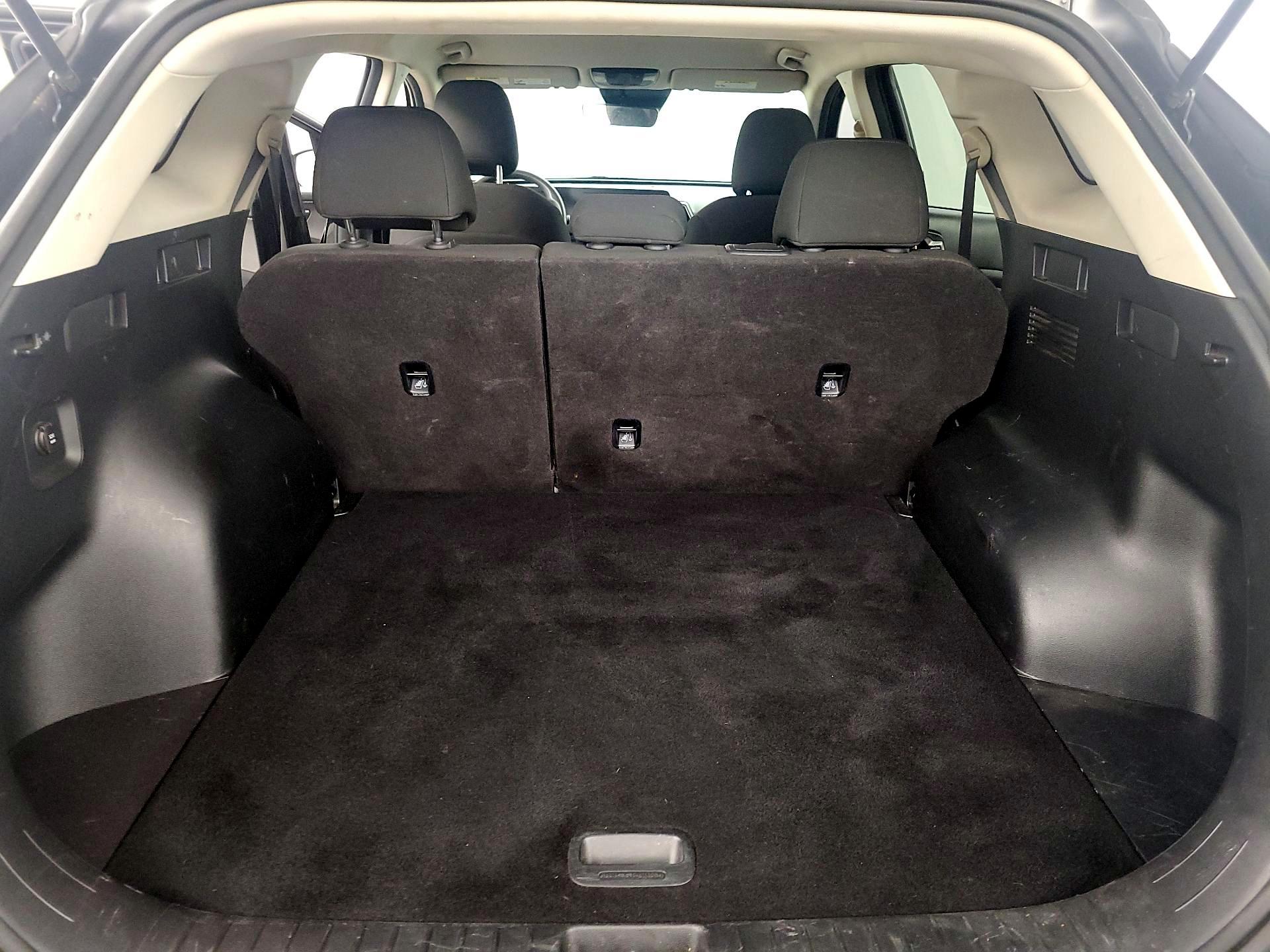 Thumbnail: 2023 Kia Sportage - 20