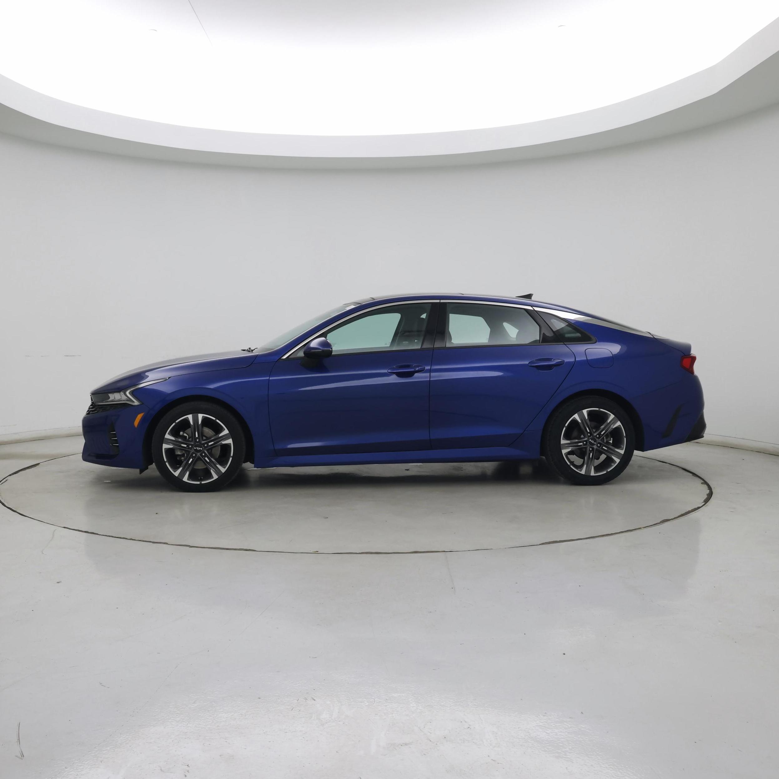 Thumbnail: 2022 Kia K5 - 3