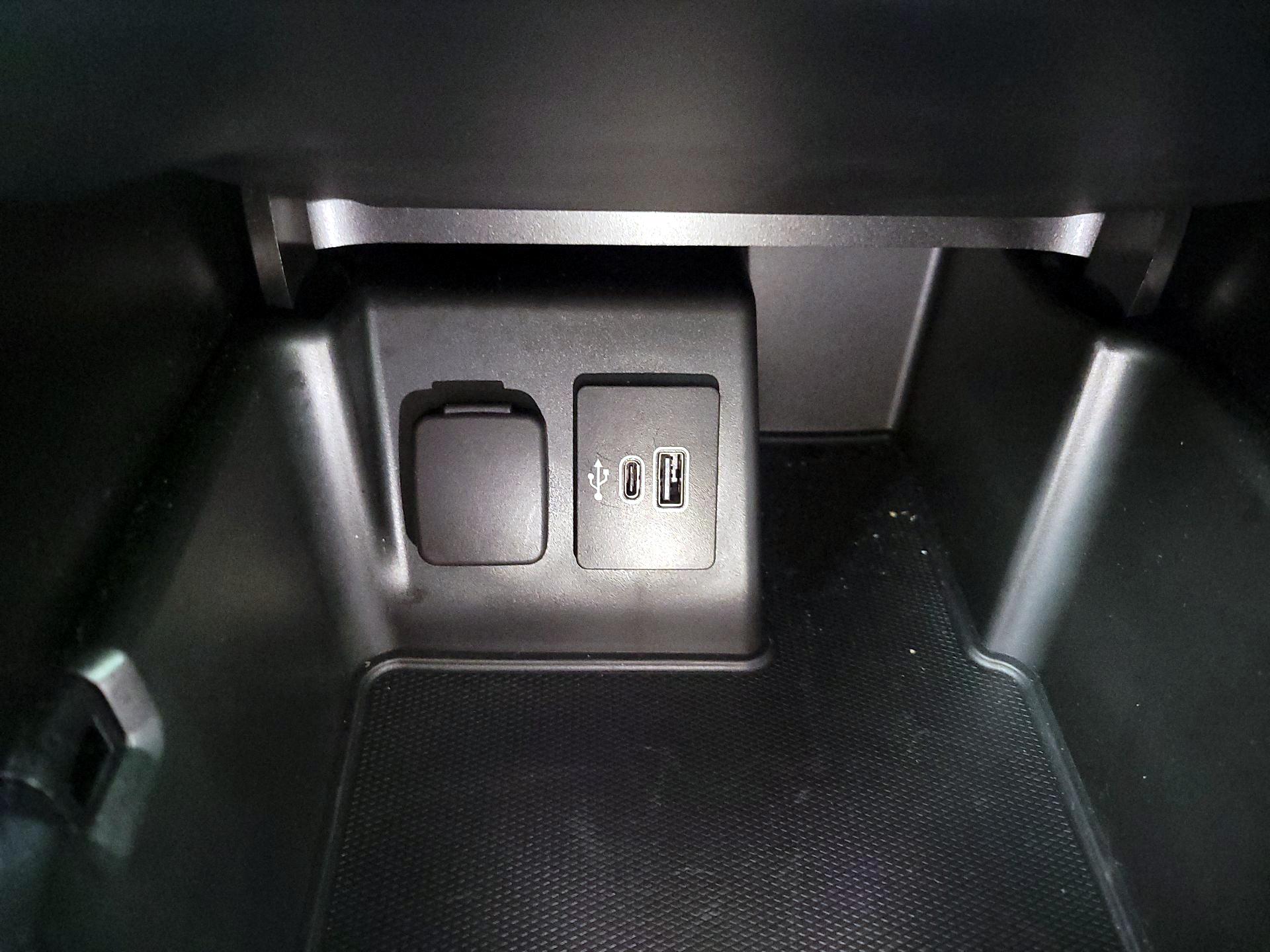 Thumbnail: 2025 Ford Explorer - 19