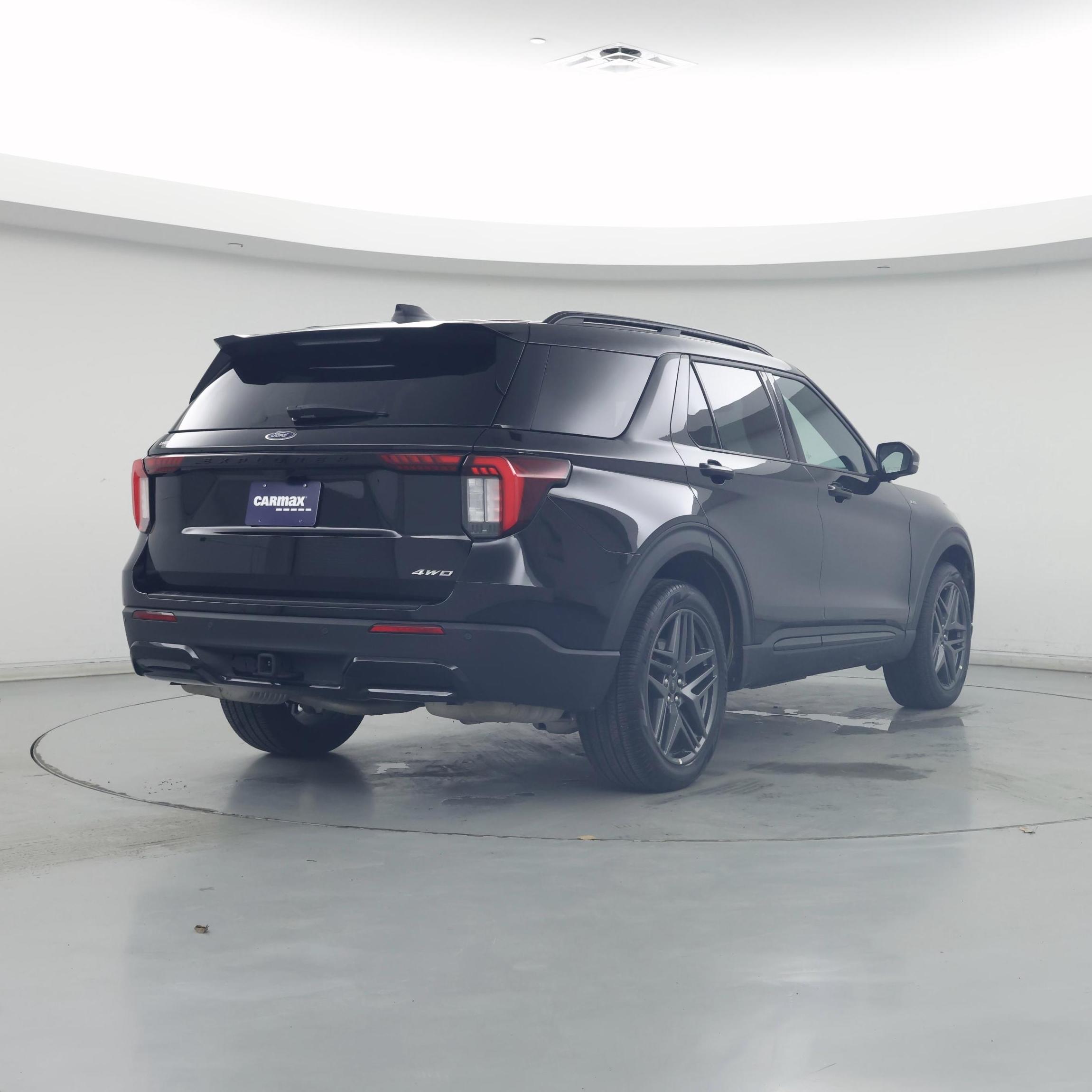 Thumbnail: 2025 Ford Explorer - 8