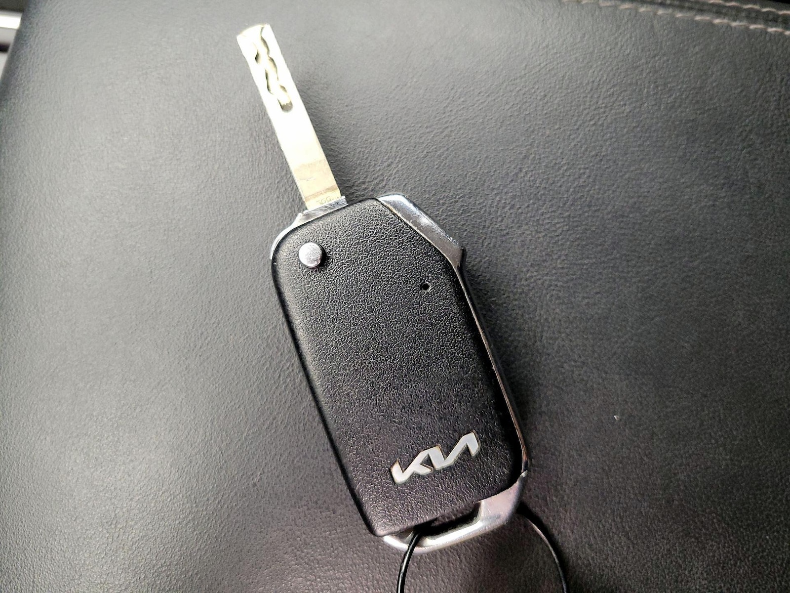 2022 Kia Sorento LX - Photo 25