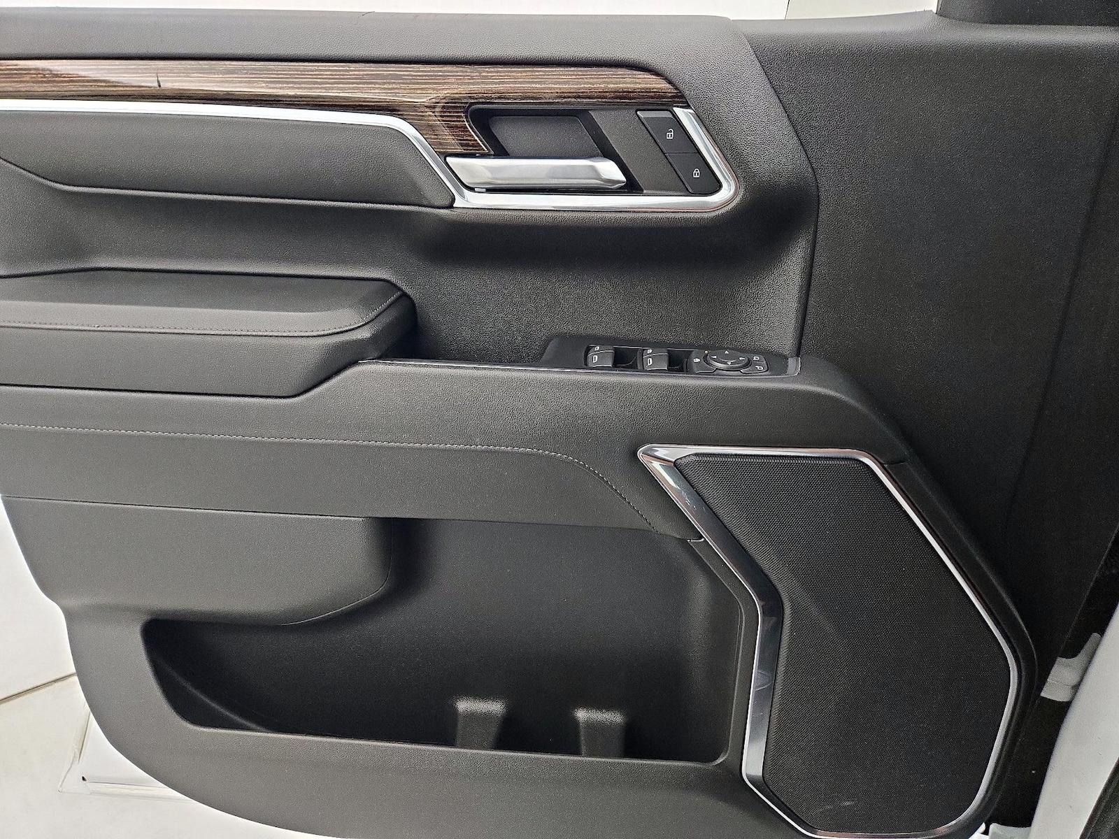 2024 GMC Sierra 1500 SLE - Photo 13
