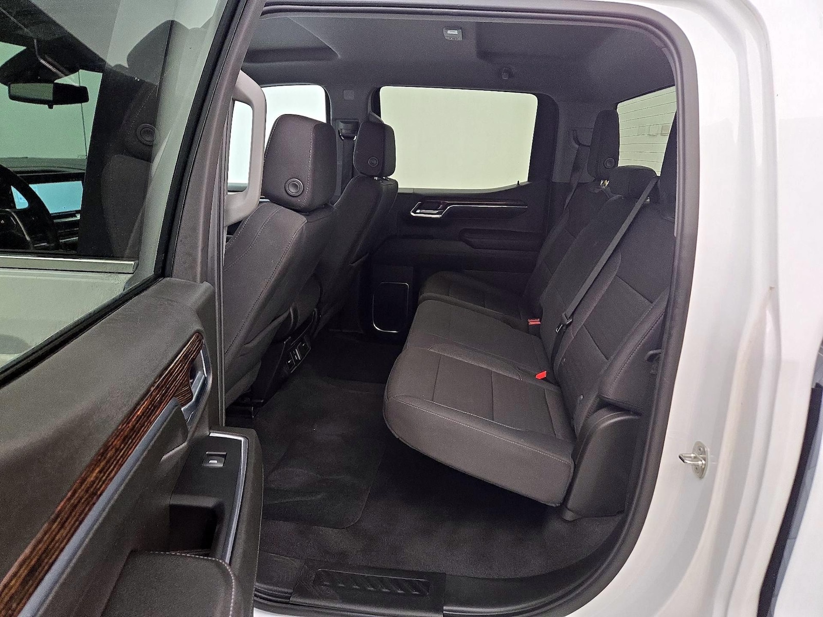 2024 GMC Sierra 1500 SLE - Photo 21