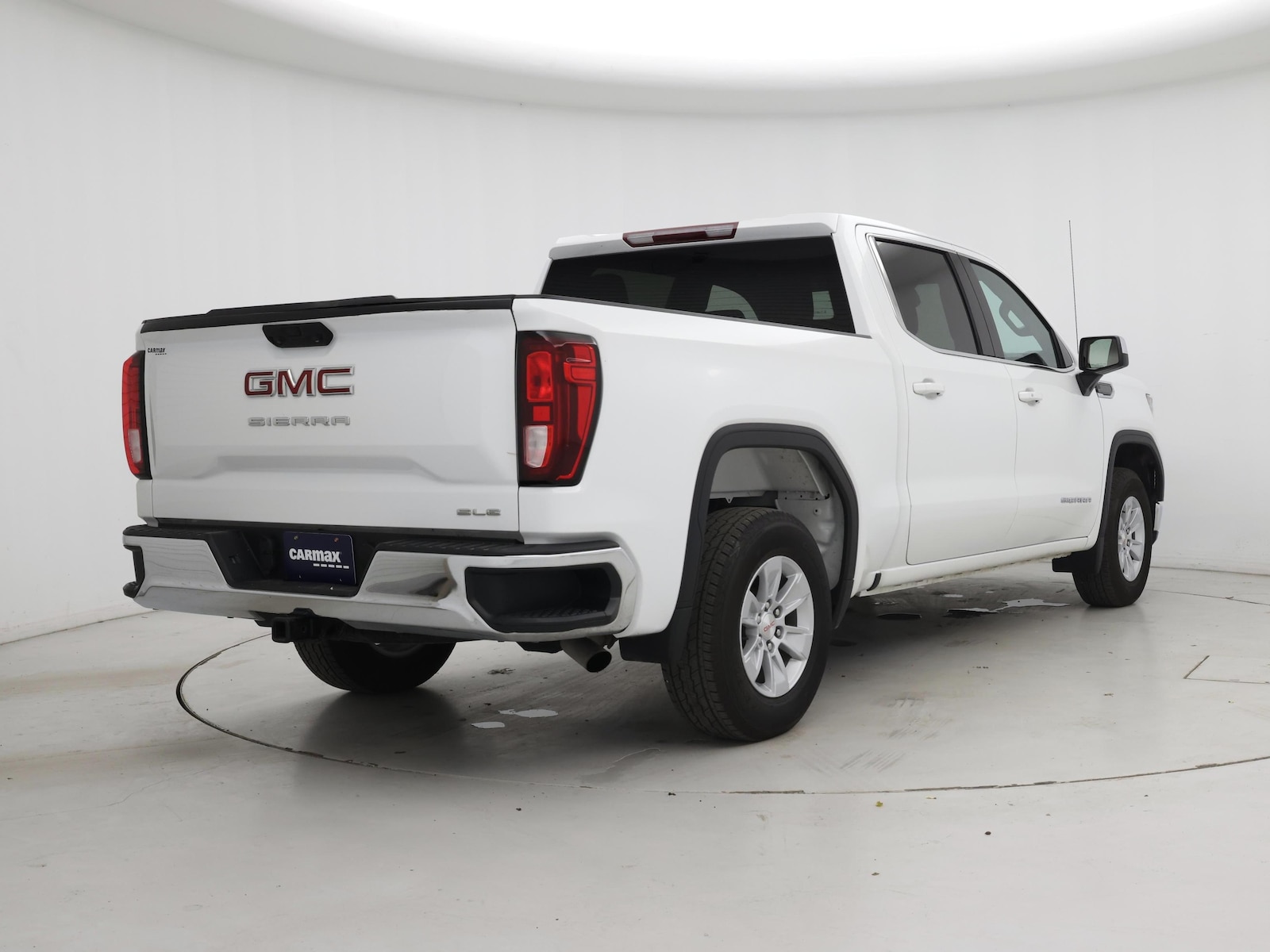 2024 GMC Sierra 1500 SLE - Photo 9