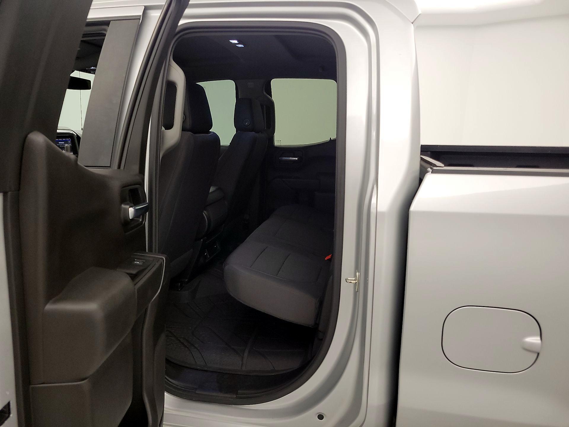 Thumbnail: 2020 Chevrolet Silverado 1500 - 19