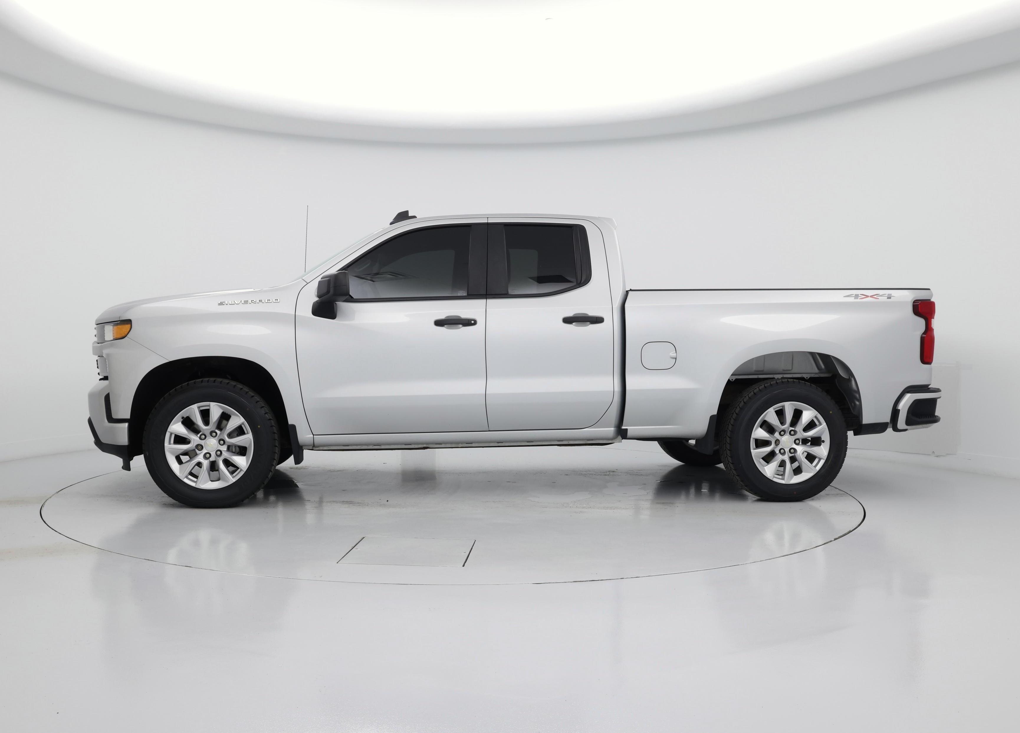 Thumbnail: 2020 Chevrolet Silverado 1500 - 3