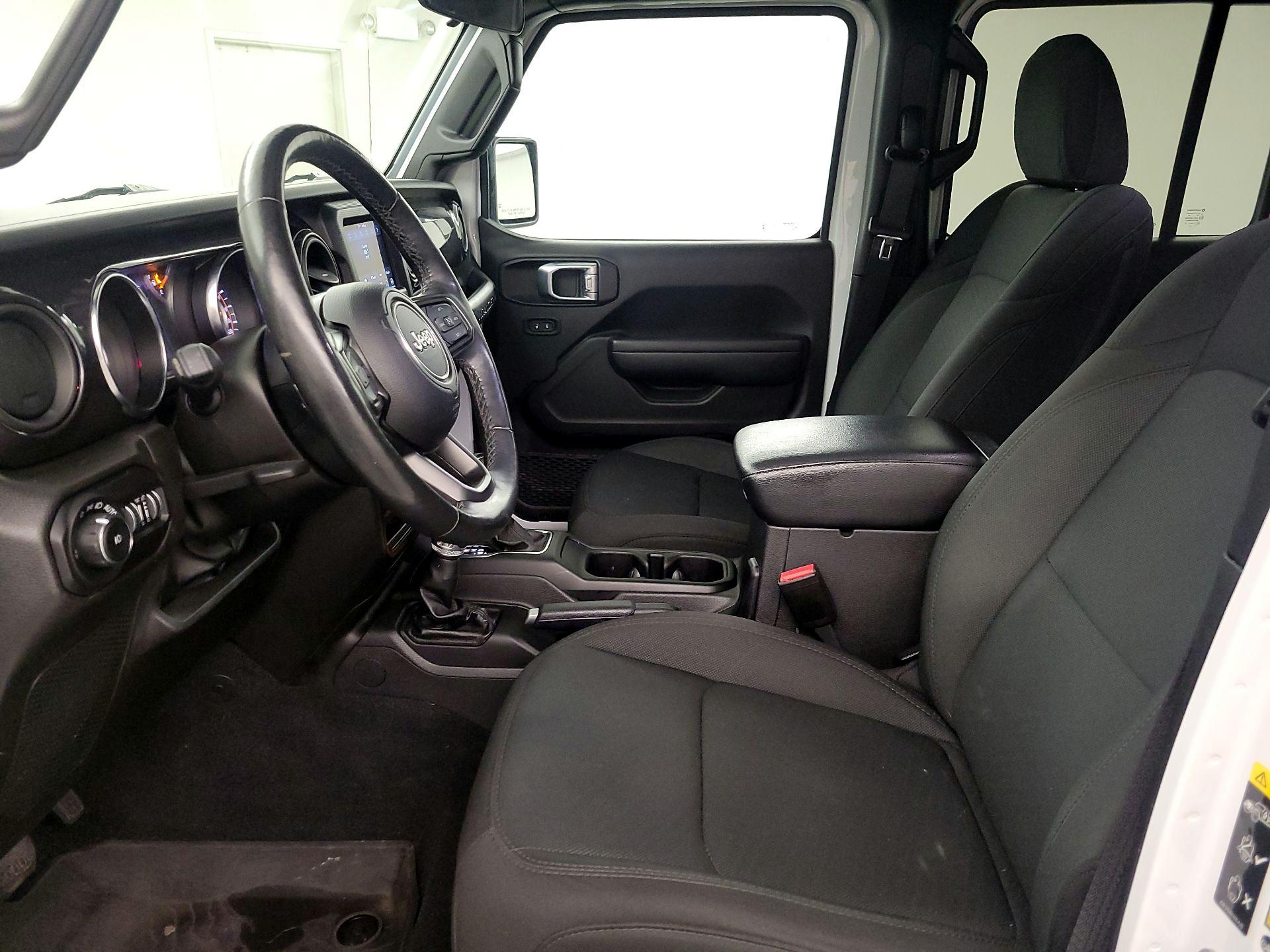 Thumbnail: 2022 Jeep Wrangler - 11