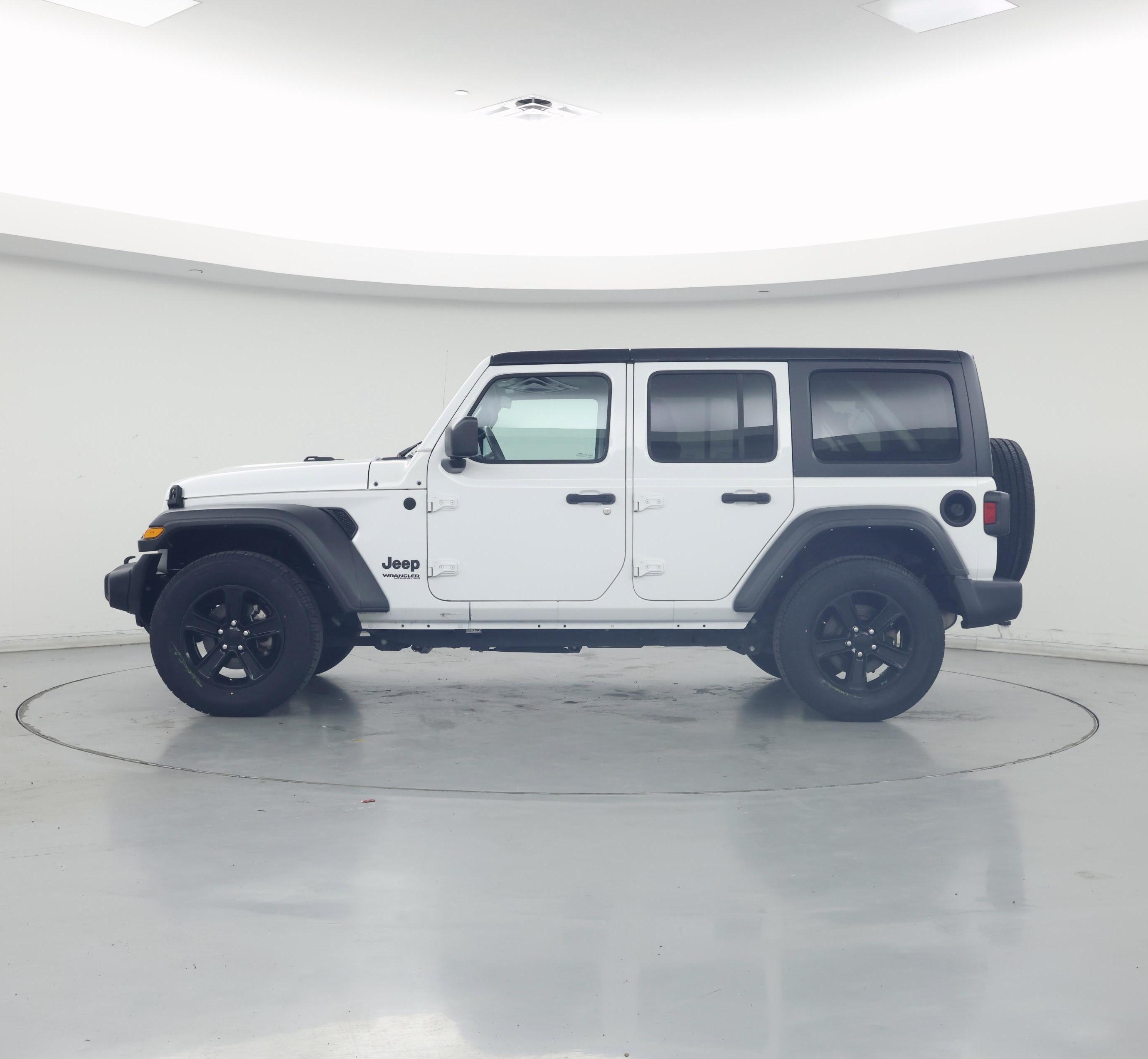 Thumbnail: 2022 Jeep Wrangler - 3