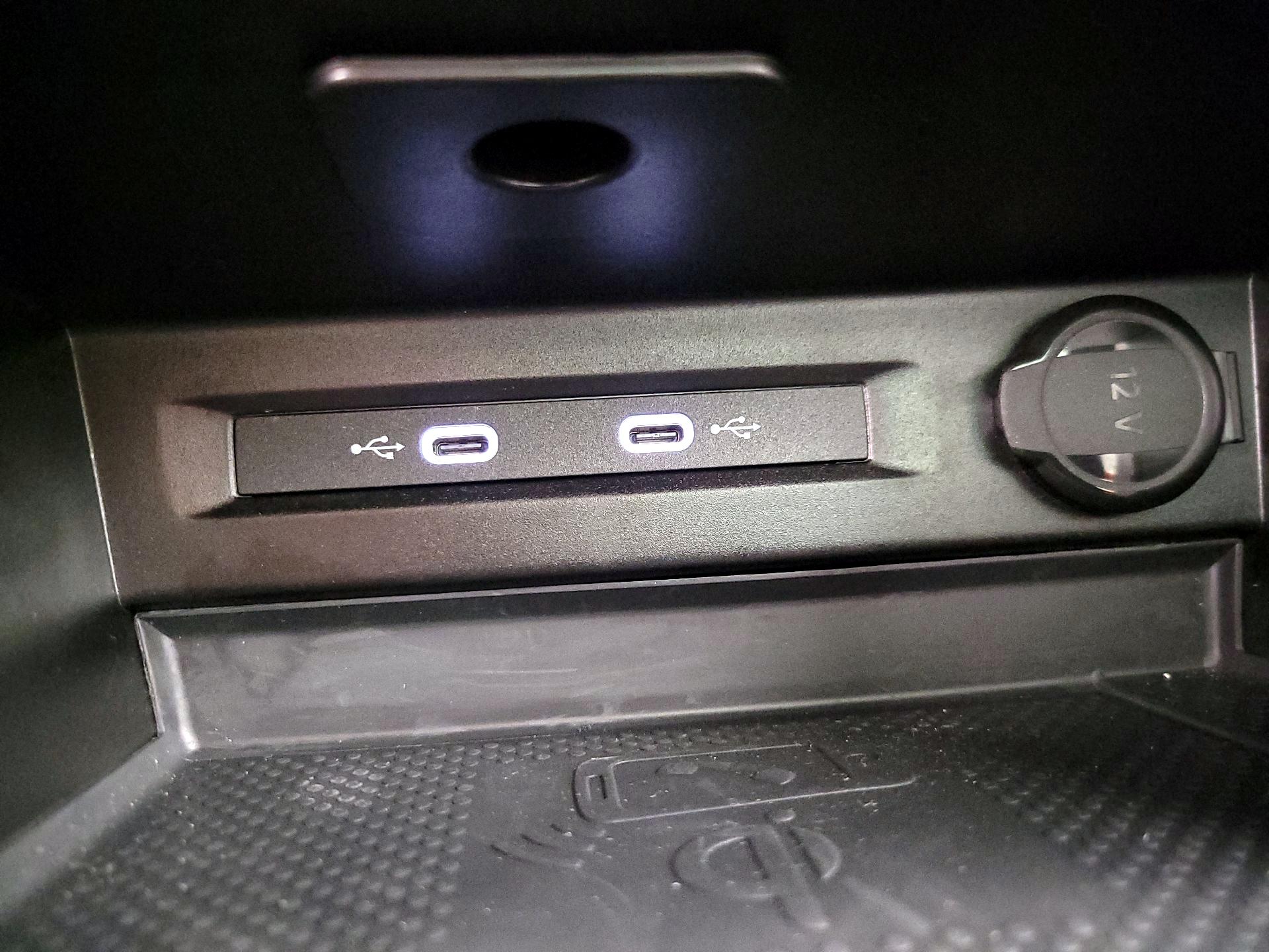 Thumbnail: 2024 Volkswagen Tiguan - 18