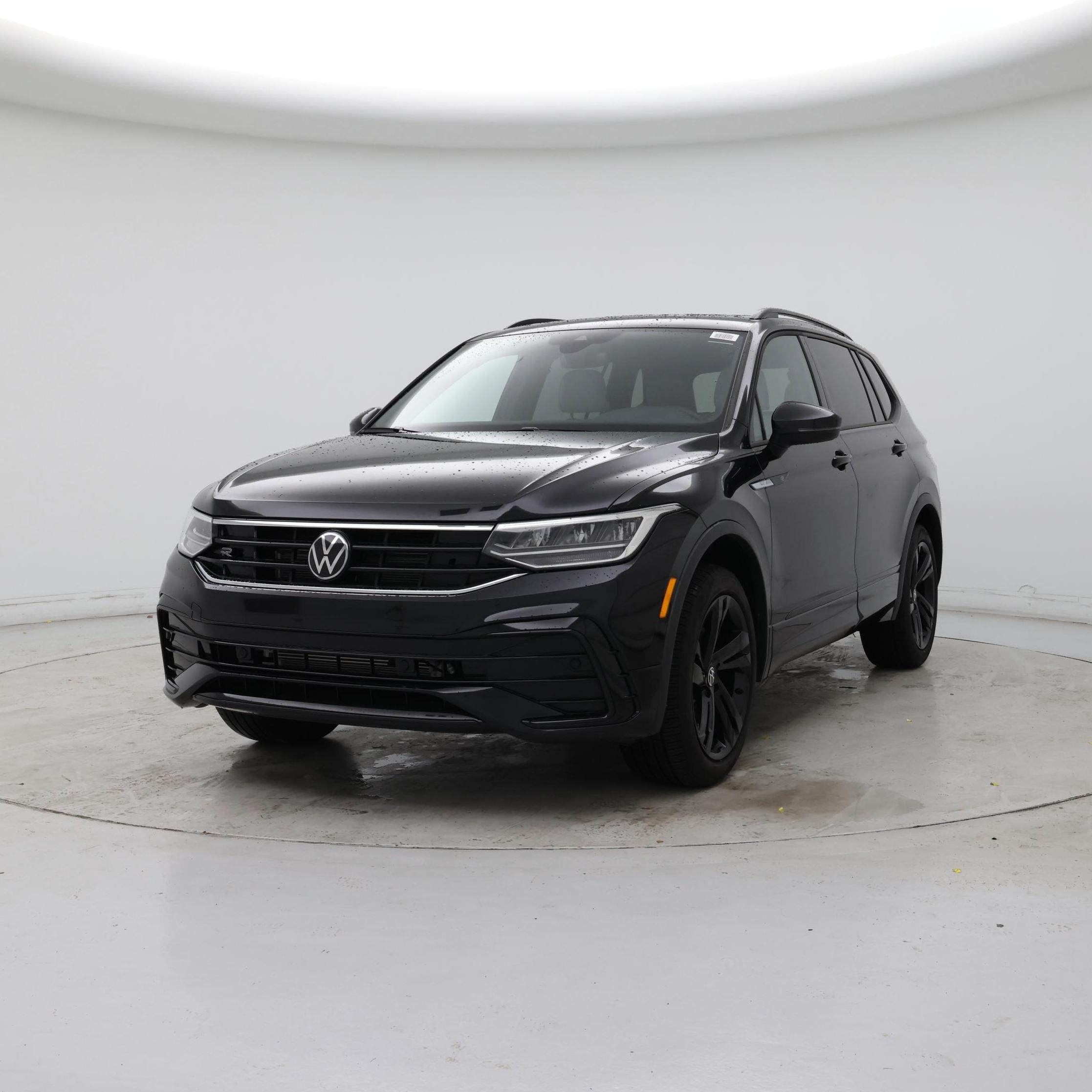 Thumbnail: 2024 Volkswagen Tiguan - 4