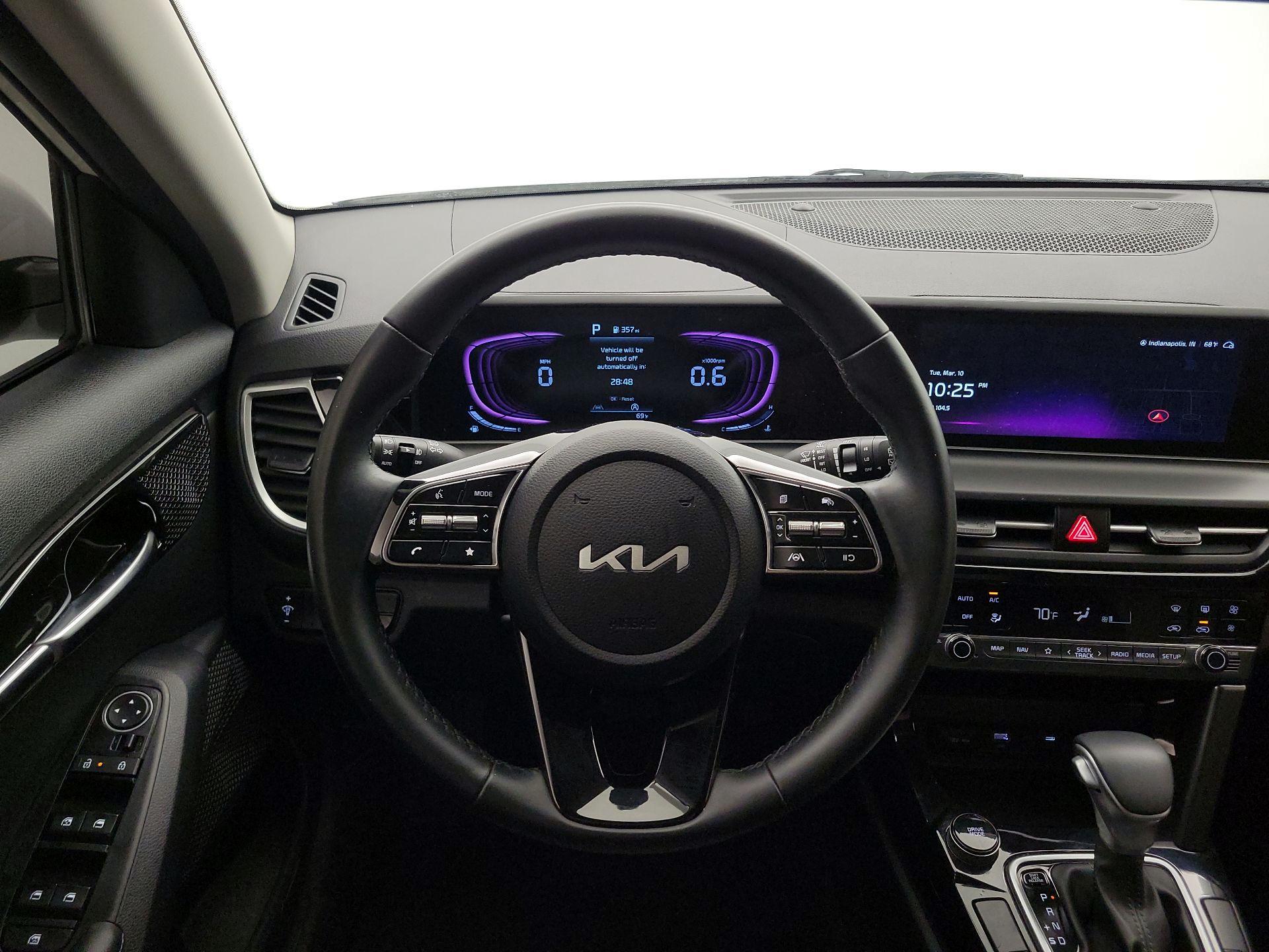 Thumbnail: 2025 Kia Seltos - 10