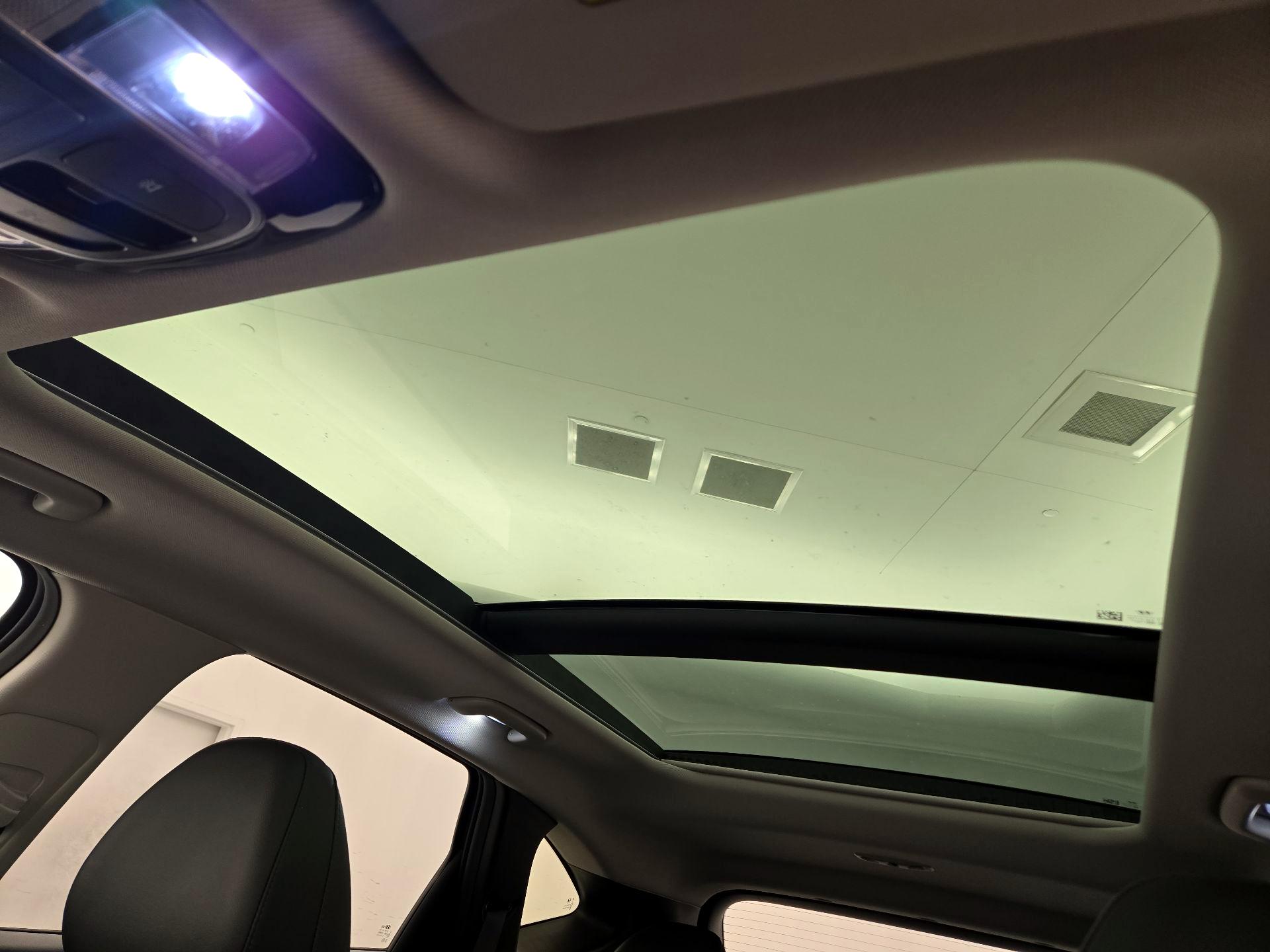 Thumbnail: 2023 Hyundai Tucson - 19