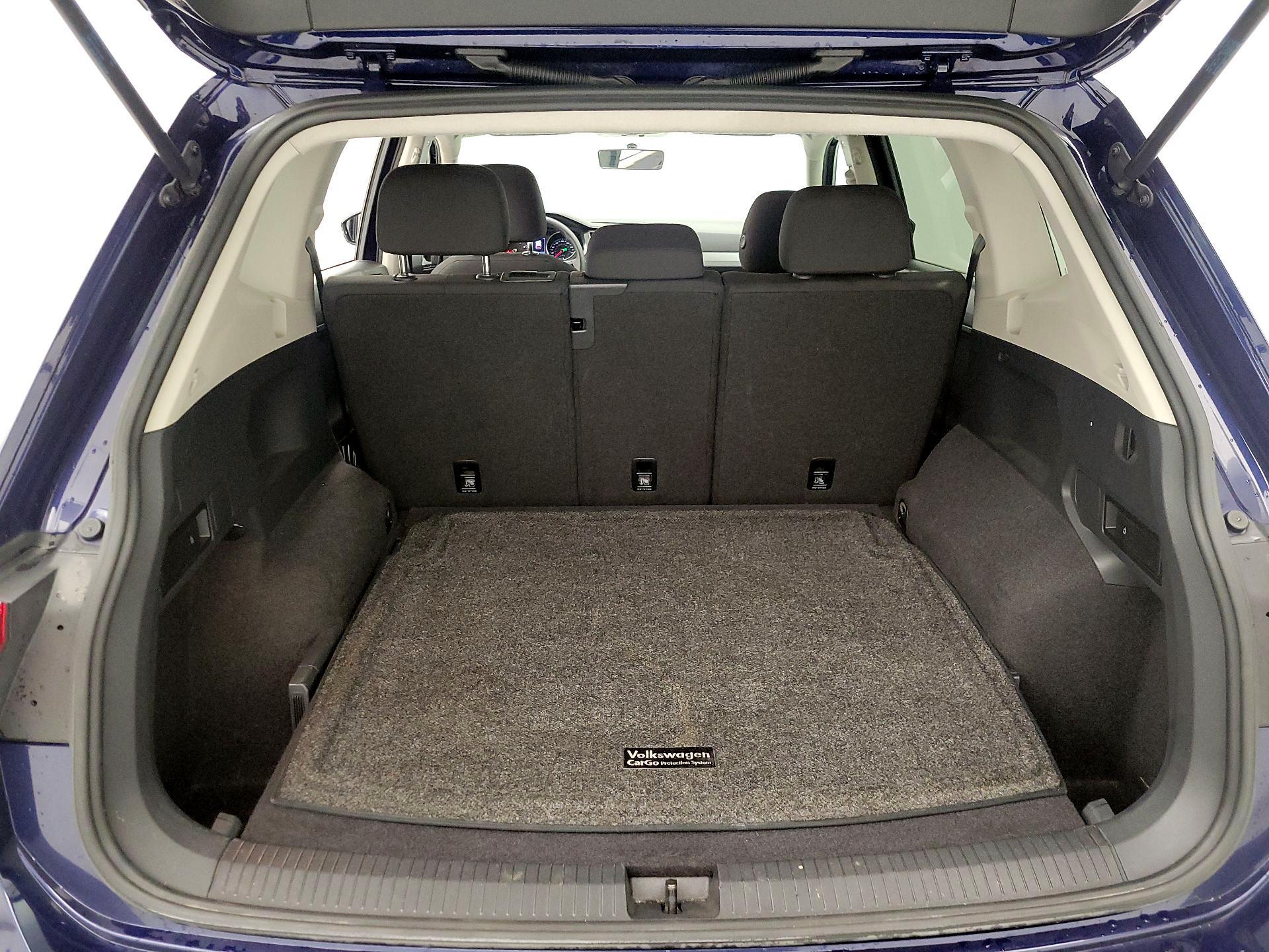 Thumbnail: 2021 Volkswagen Tiguan - 20