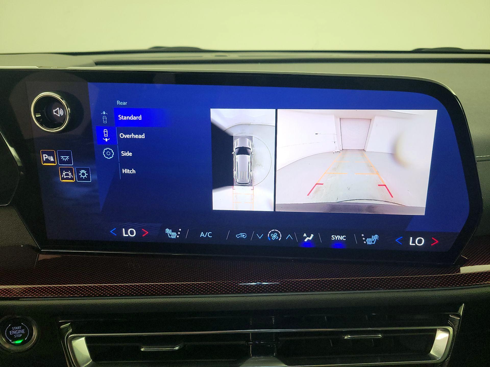 Thumbnail: 2025 Chevrolet Traverse - 15