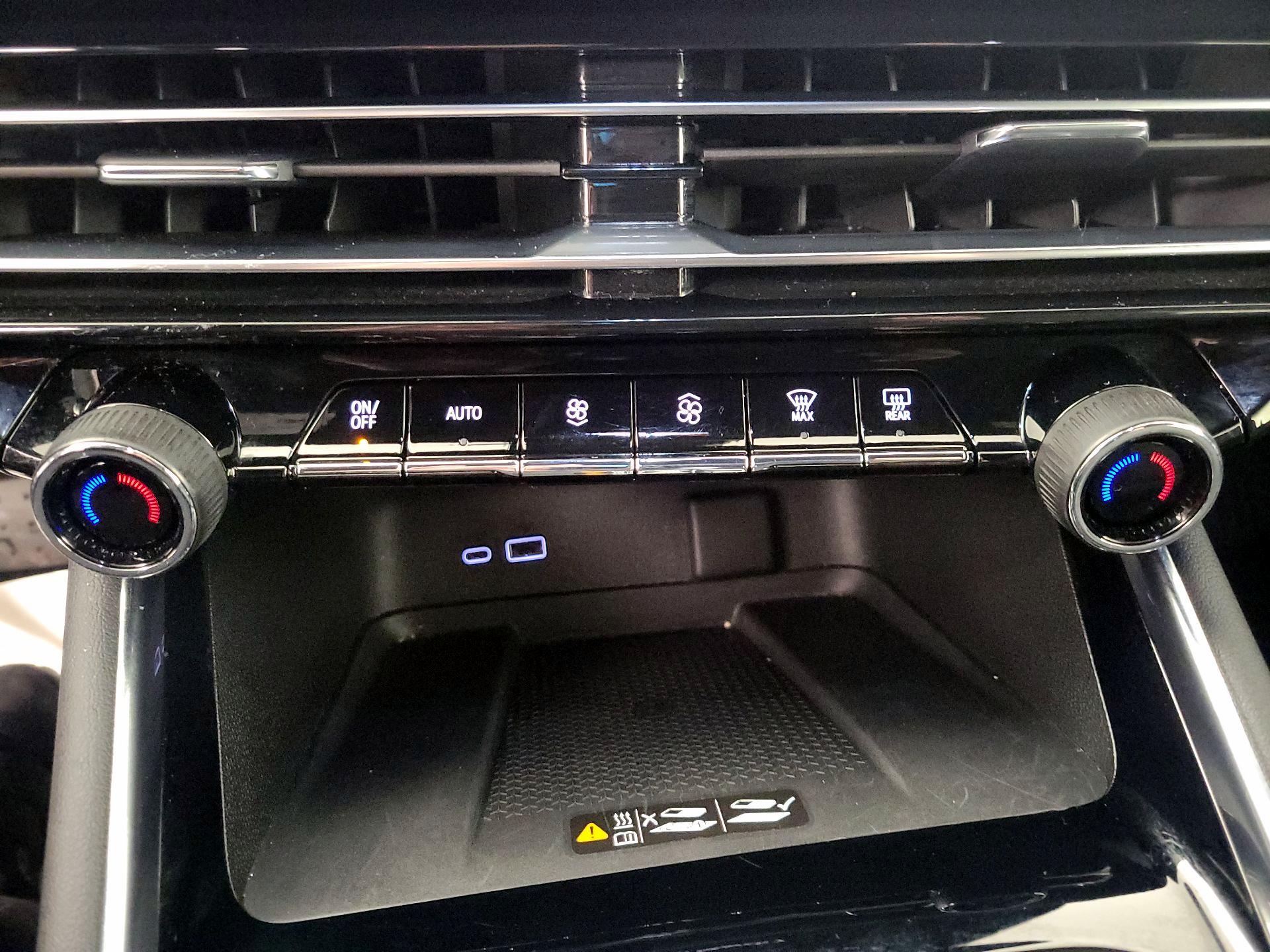 Thumbnail: 2025 Chevrolet Traverse - 17