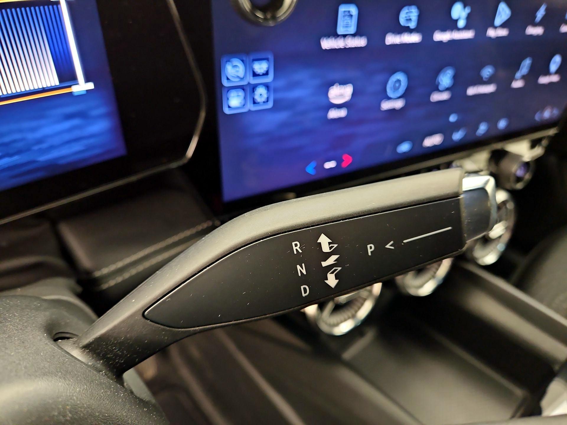 Thumbnail: 2025 Chevrolet Blazer EV - 18