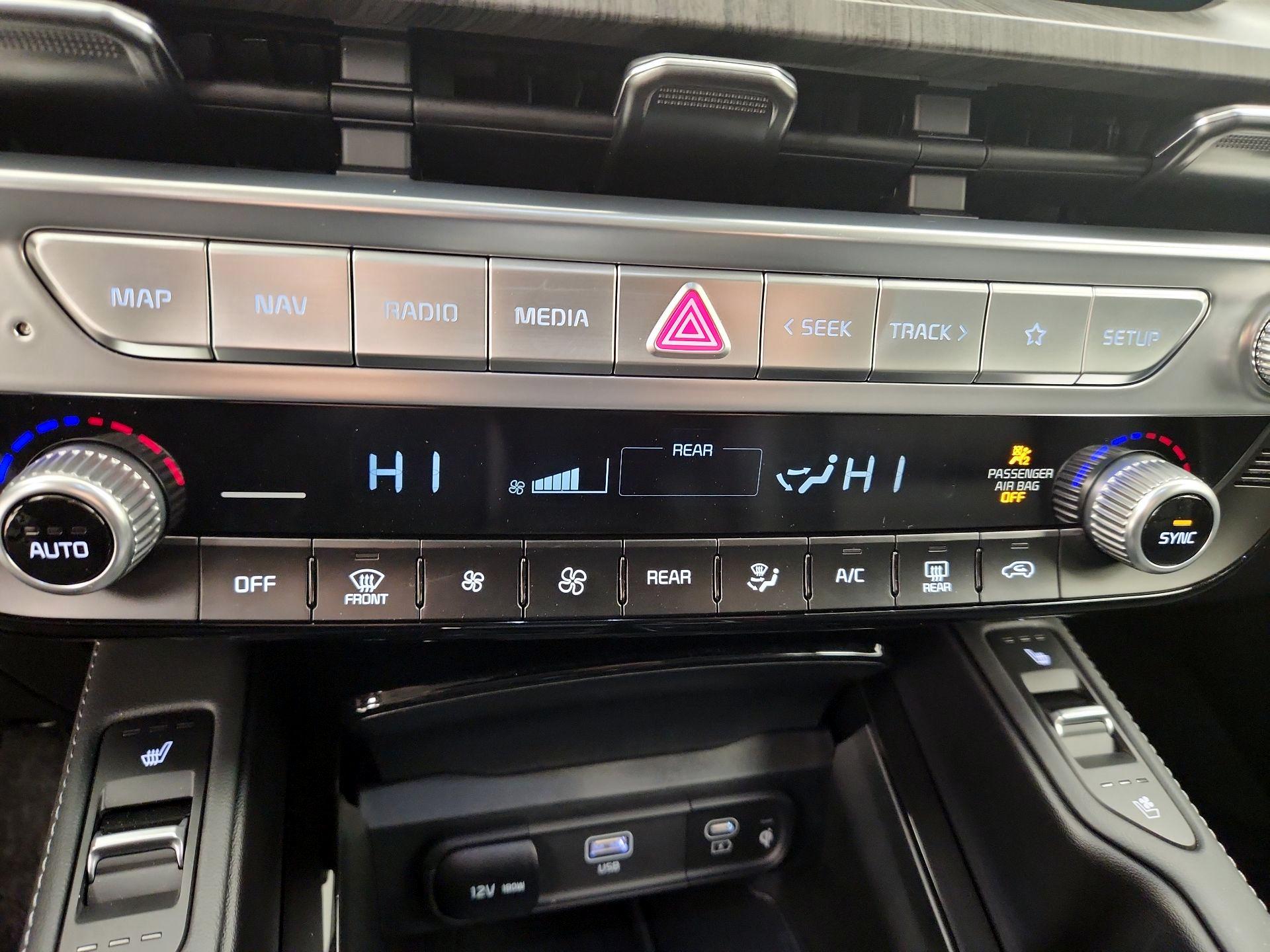 Thumbnail: 2024 Kia Telluride - 16