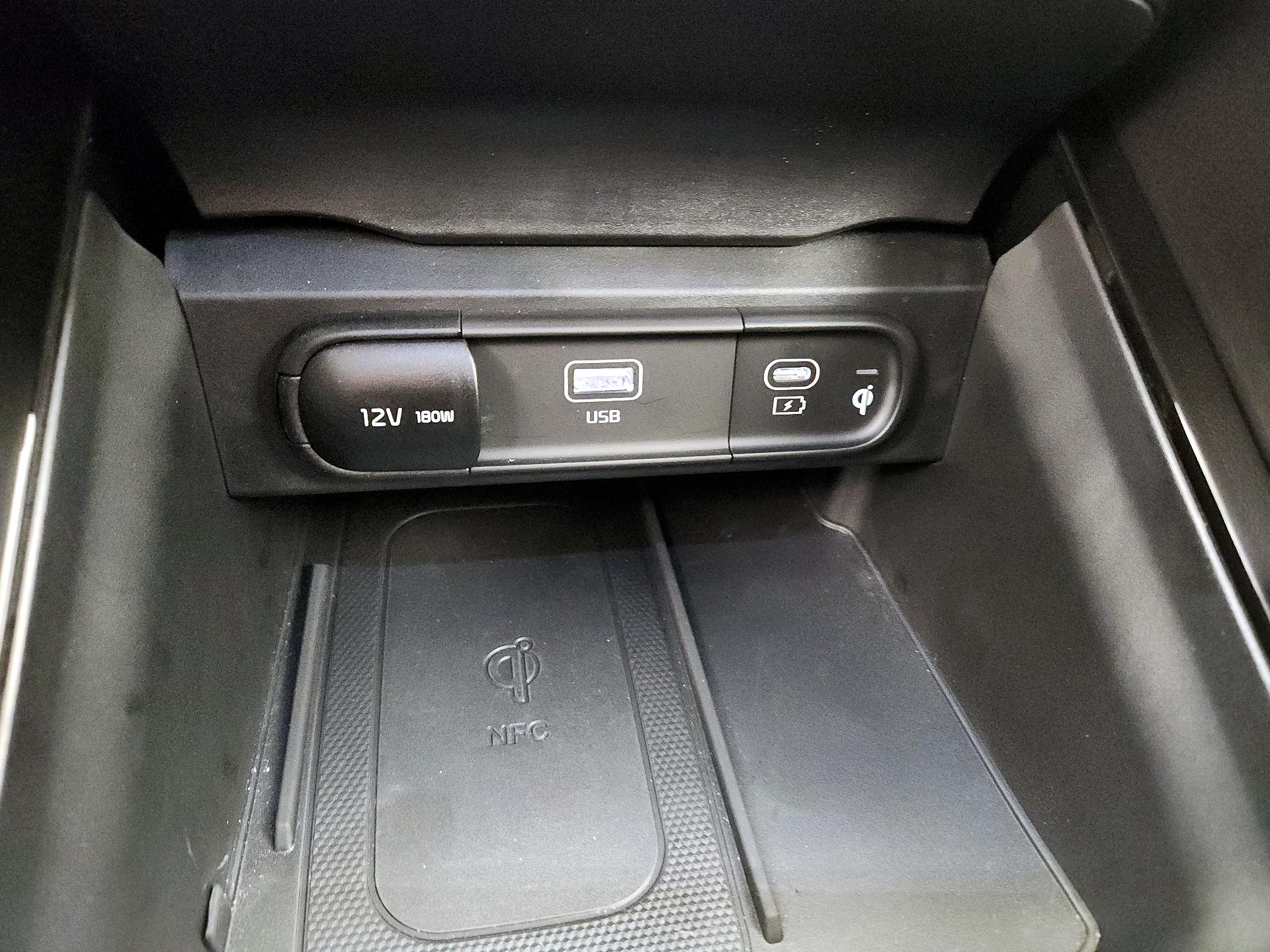 Thumbnail: 2024 Kia Telluride - 18