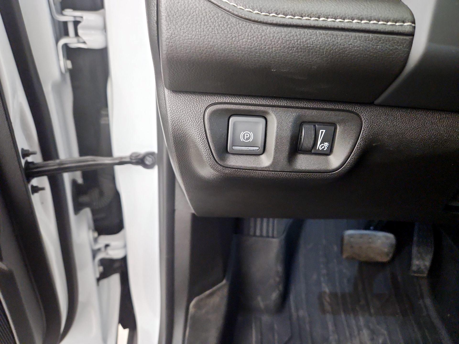 Thumbnail: 2023 GMC Acadia - 13