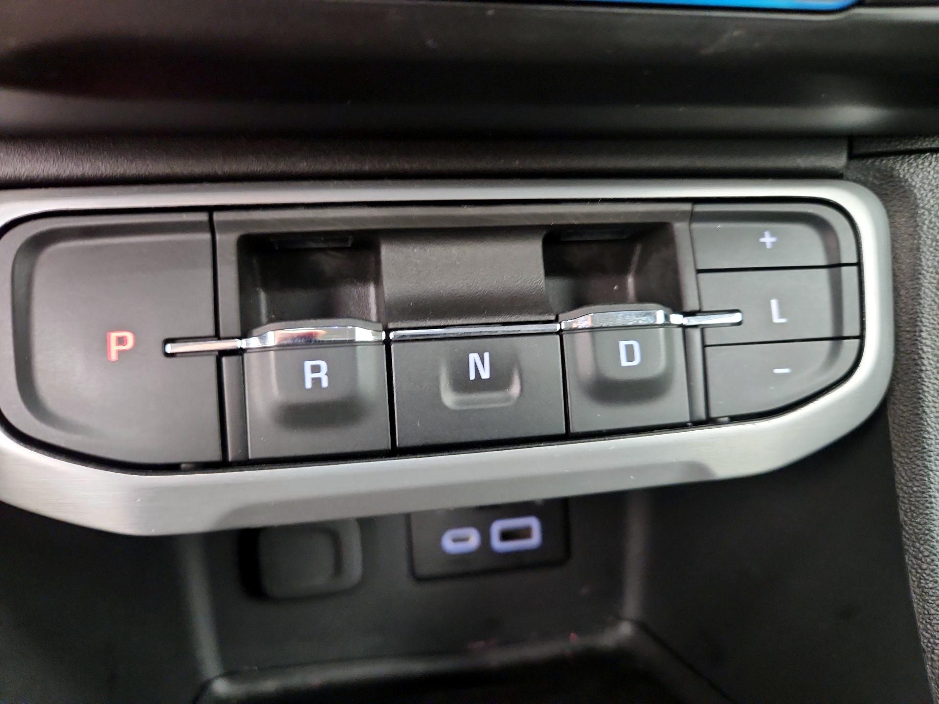 Thumbnail: 2023 GMC Acadia - 18