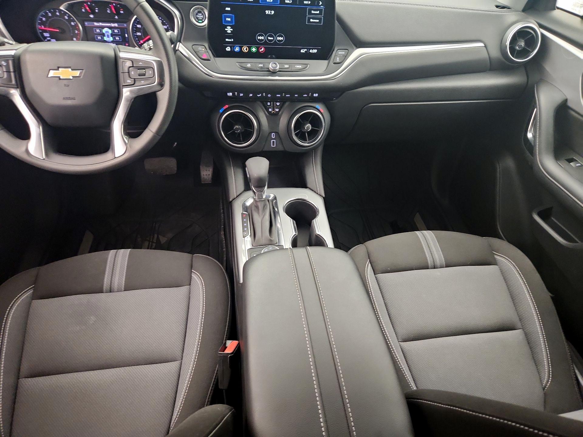 Thumbnail: 2023 Chevrolet Blazer - 9