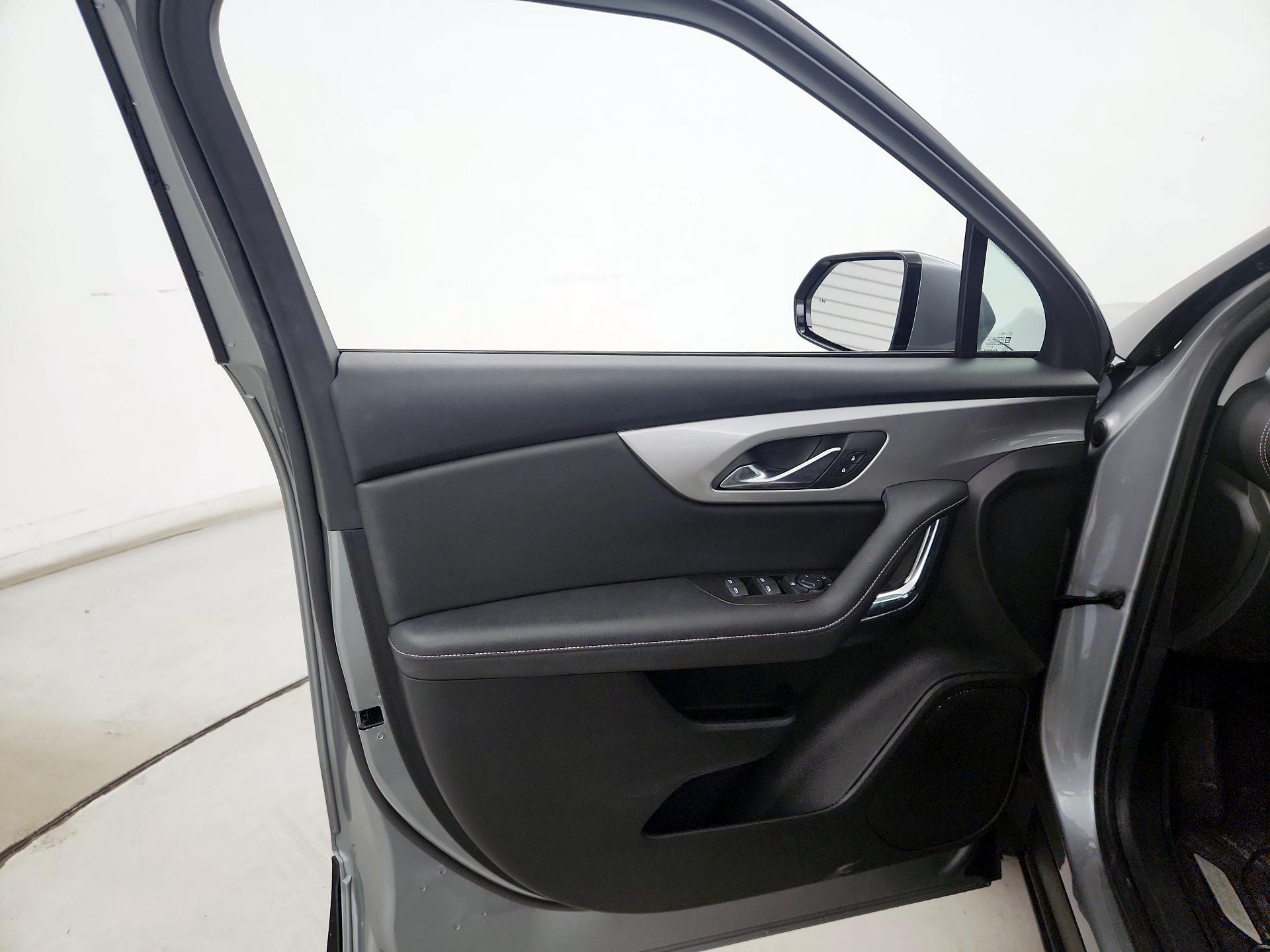 Thumbnail: 2023 Chevrolet Blazer - 12