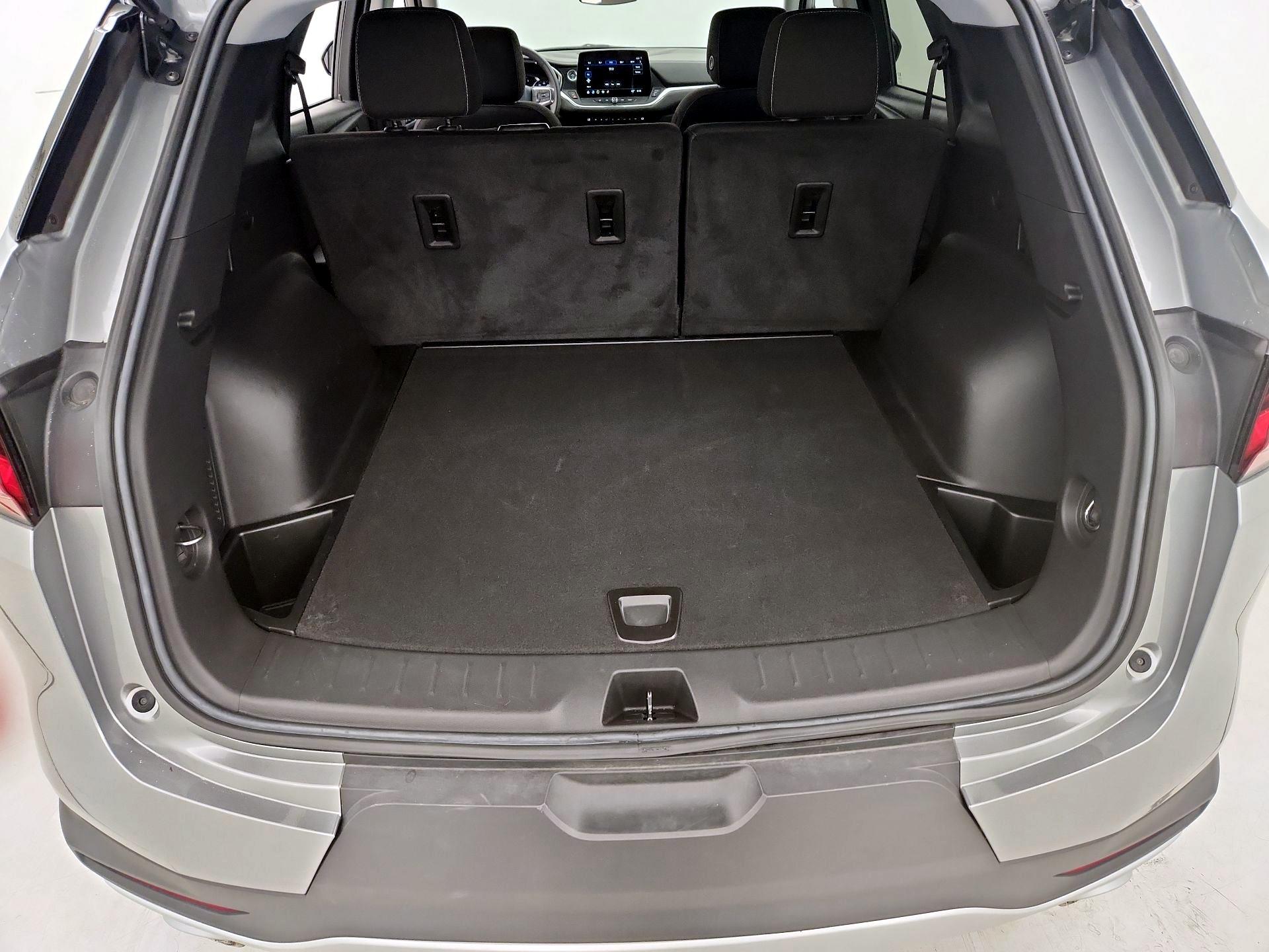 Thumbnail: 2023 Chevrolet Blazer - 20