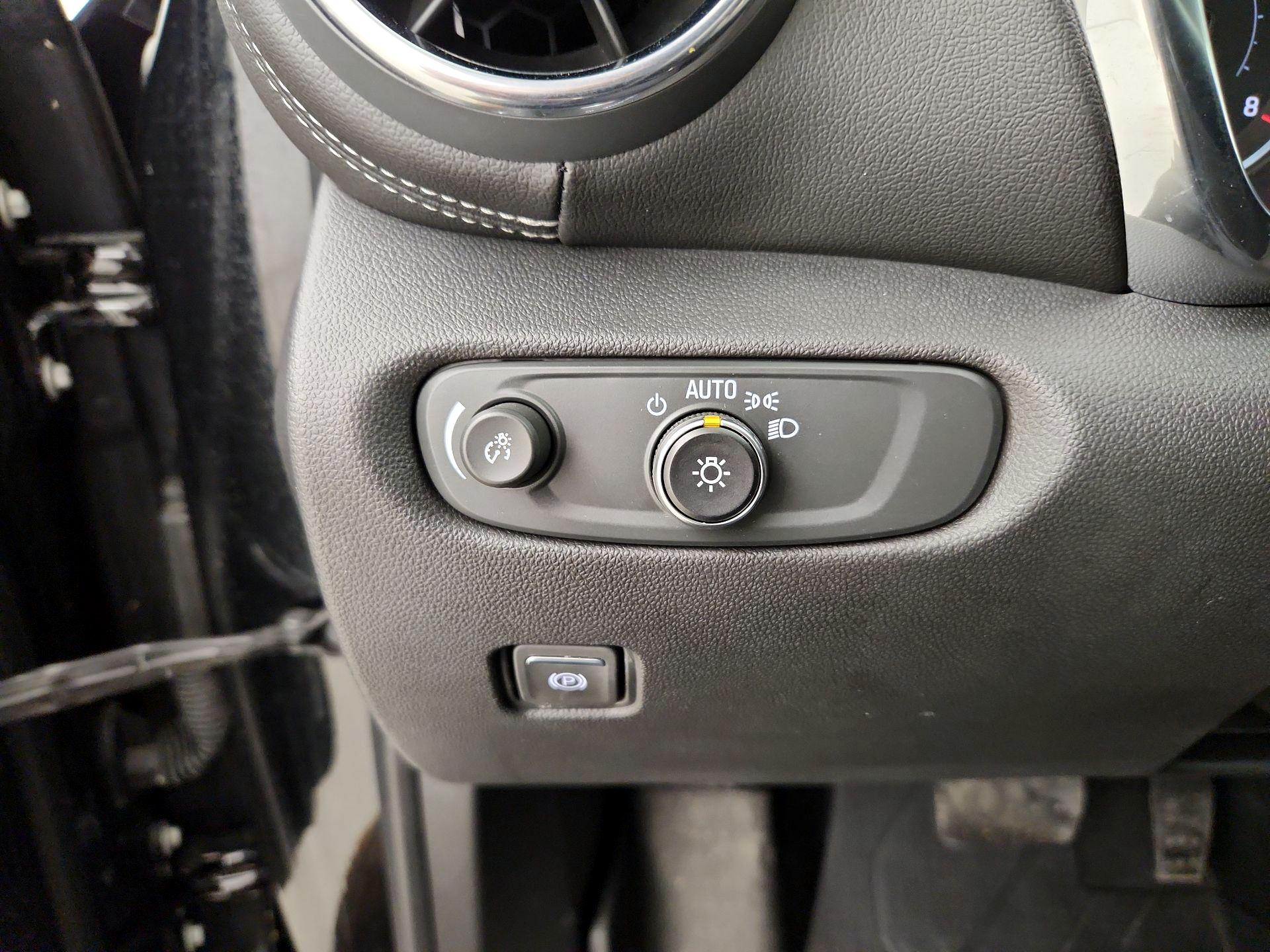 Thumbnail: 2023 Chevrolet Blazer - 13